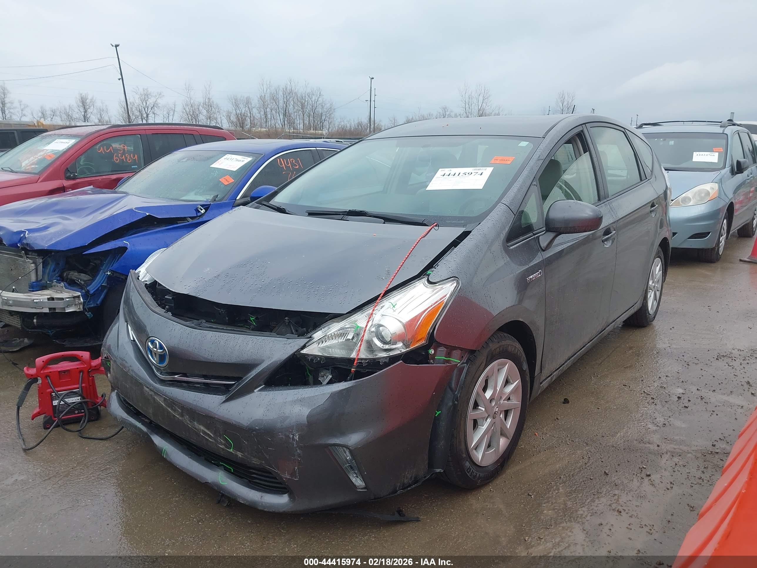 TOYOTA PRIUS image 2