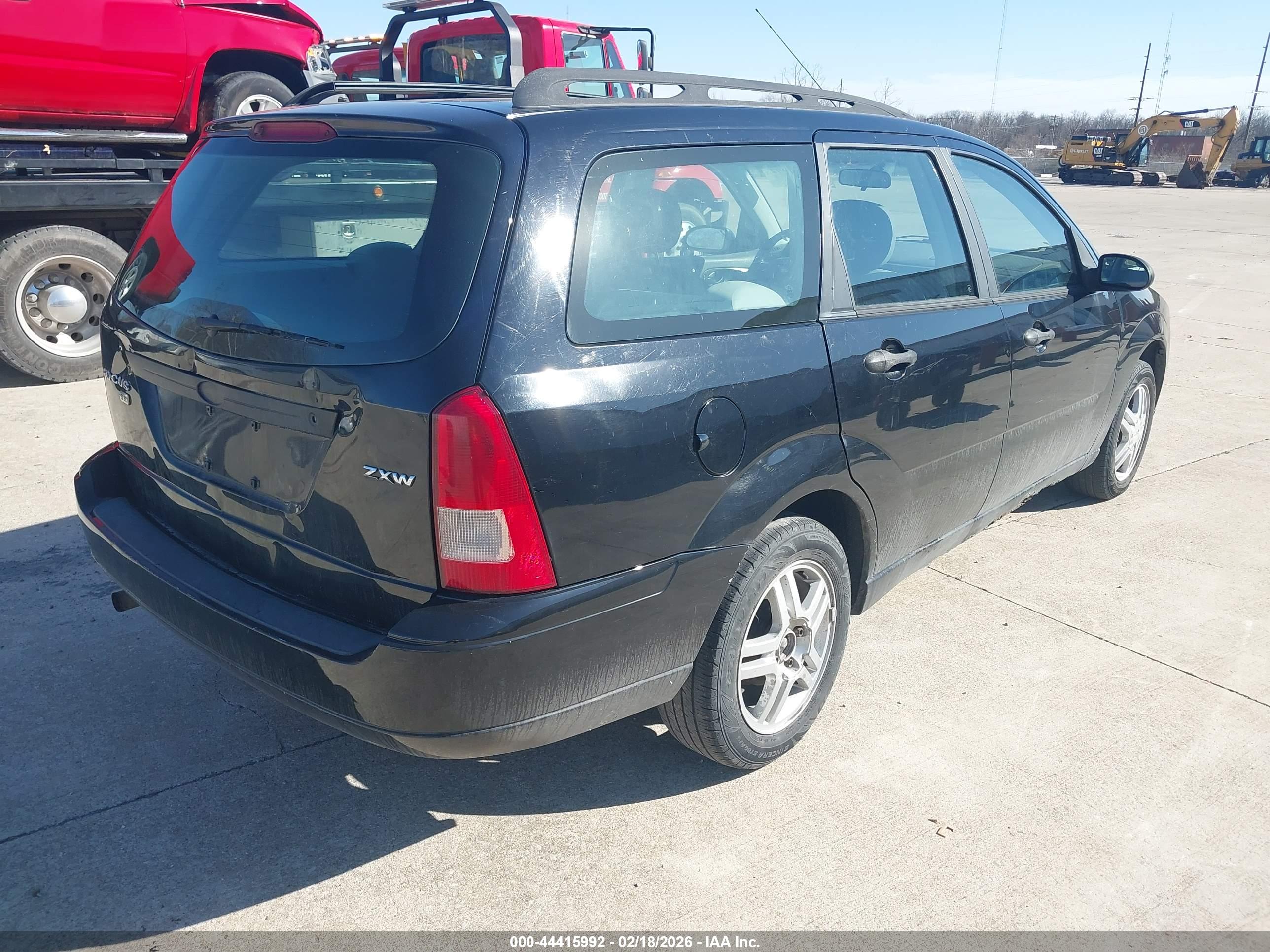 FORD FOCUS image 4