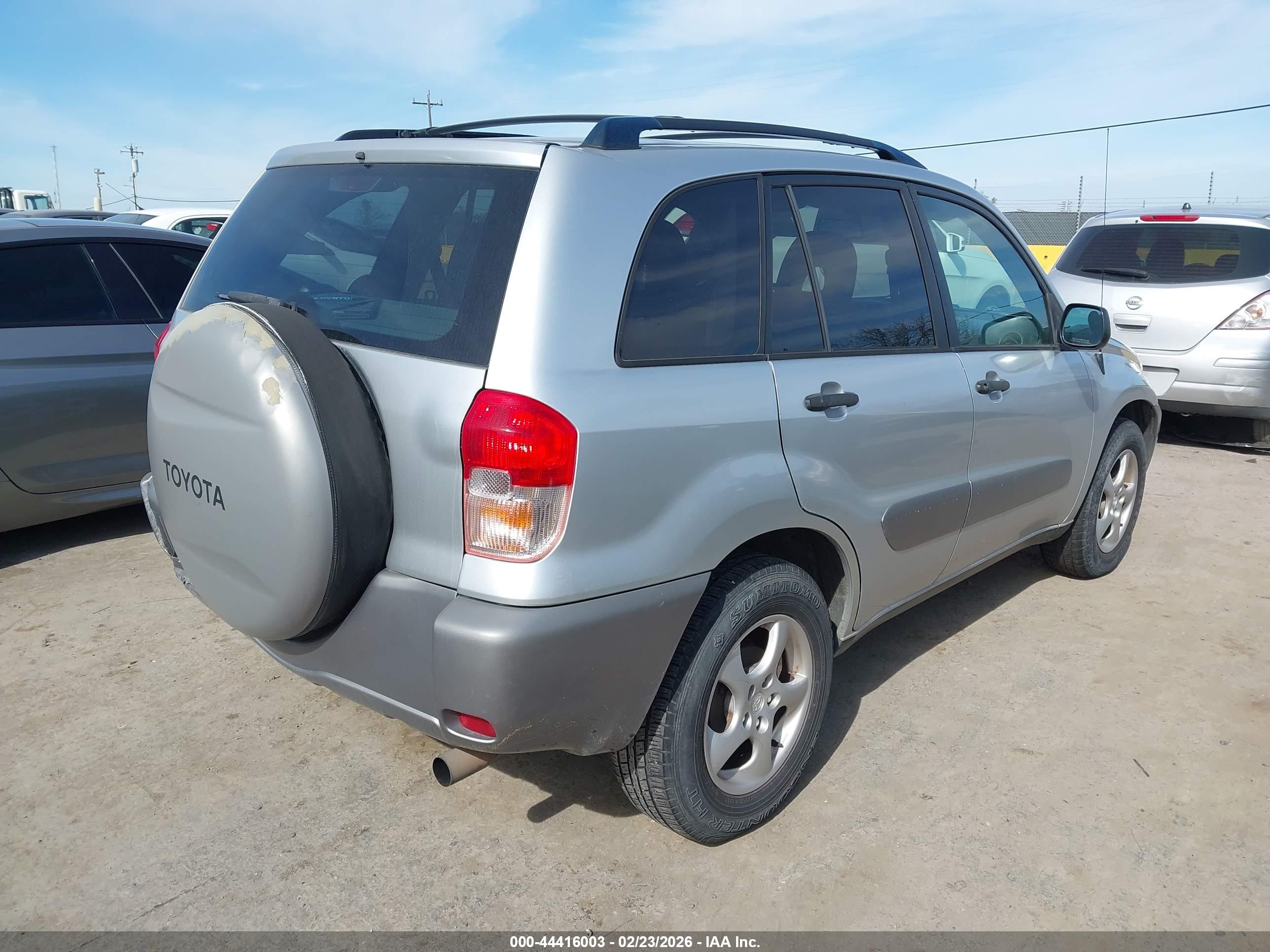 TOYOTA RAV4 image 4