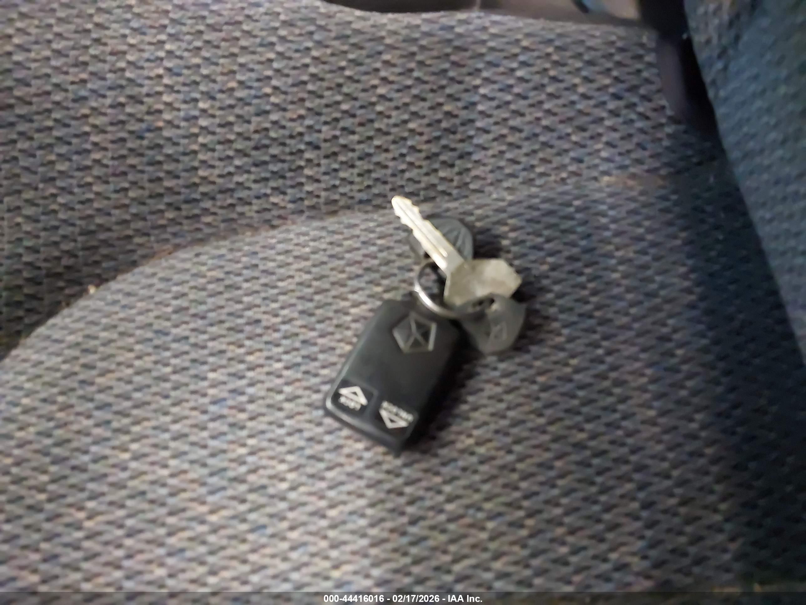 DODGE DAKOTA image 11