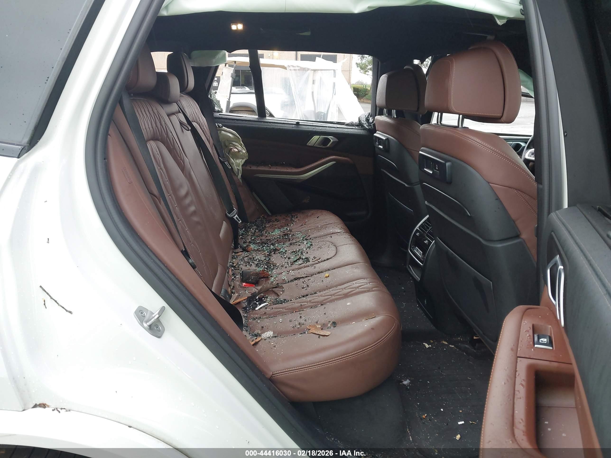 BMW X5 image 8