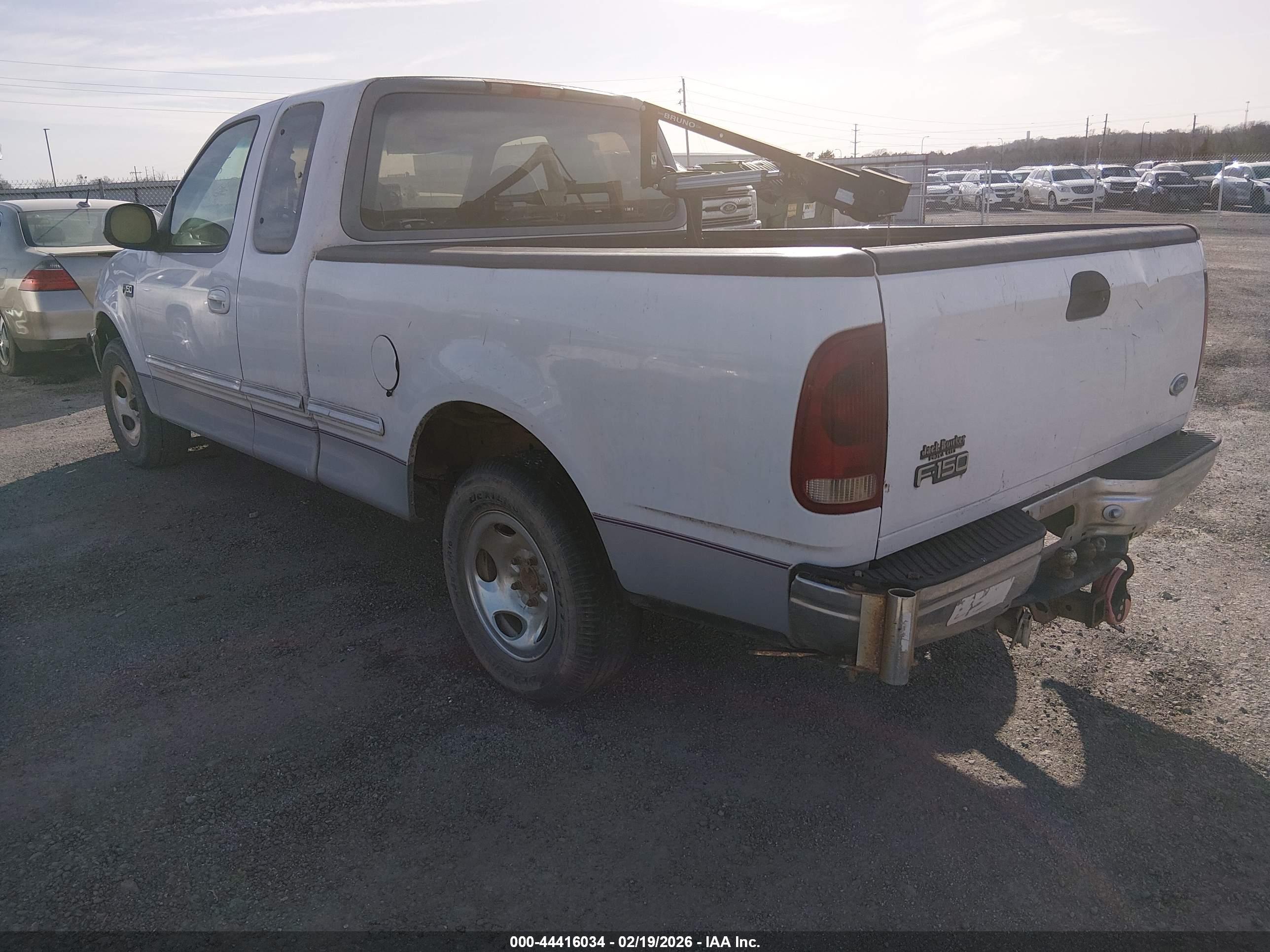FORD F-150 image 3