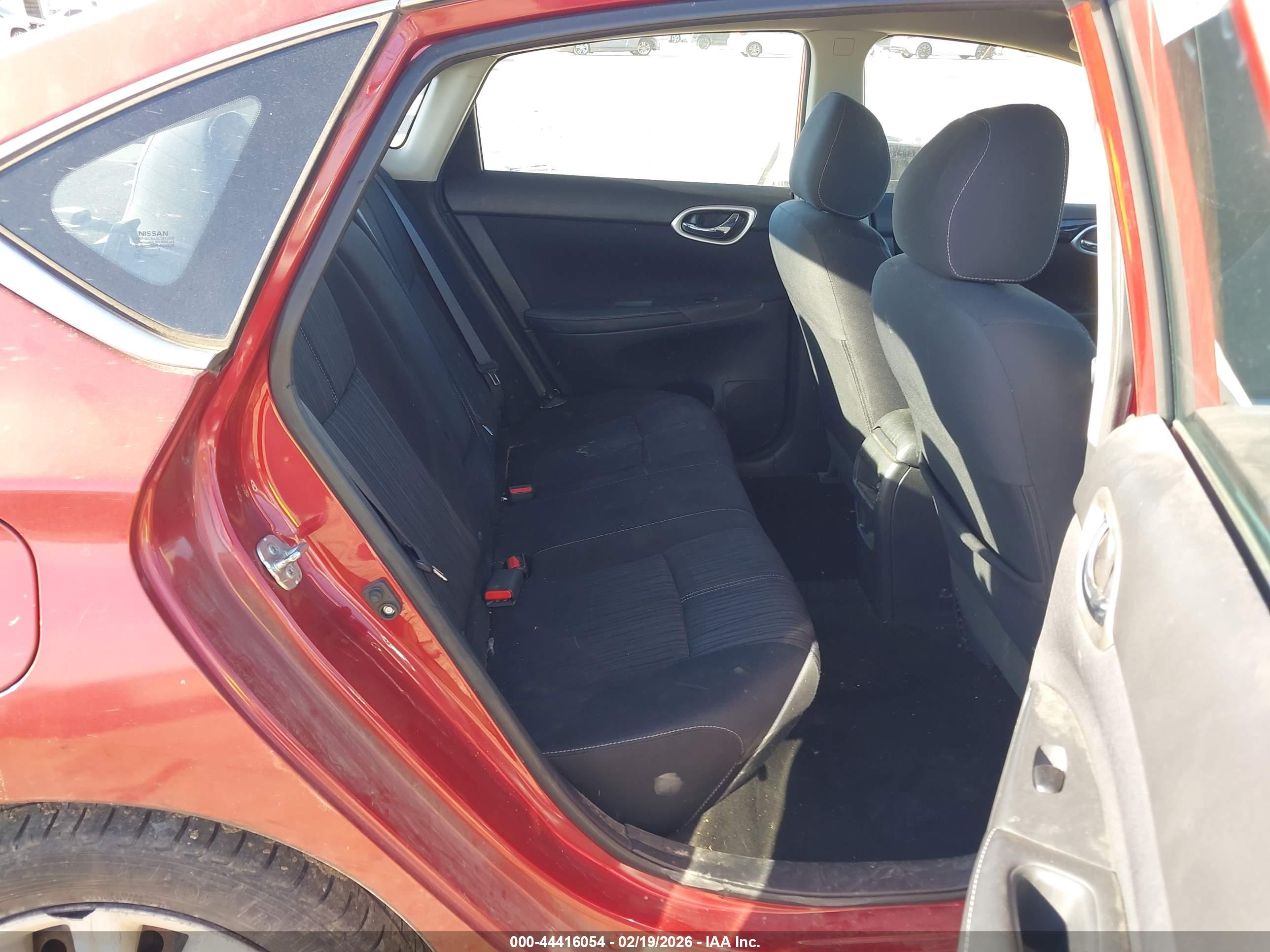 NISSAN SENTRA image 8