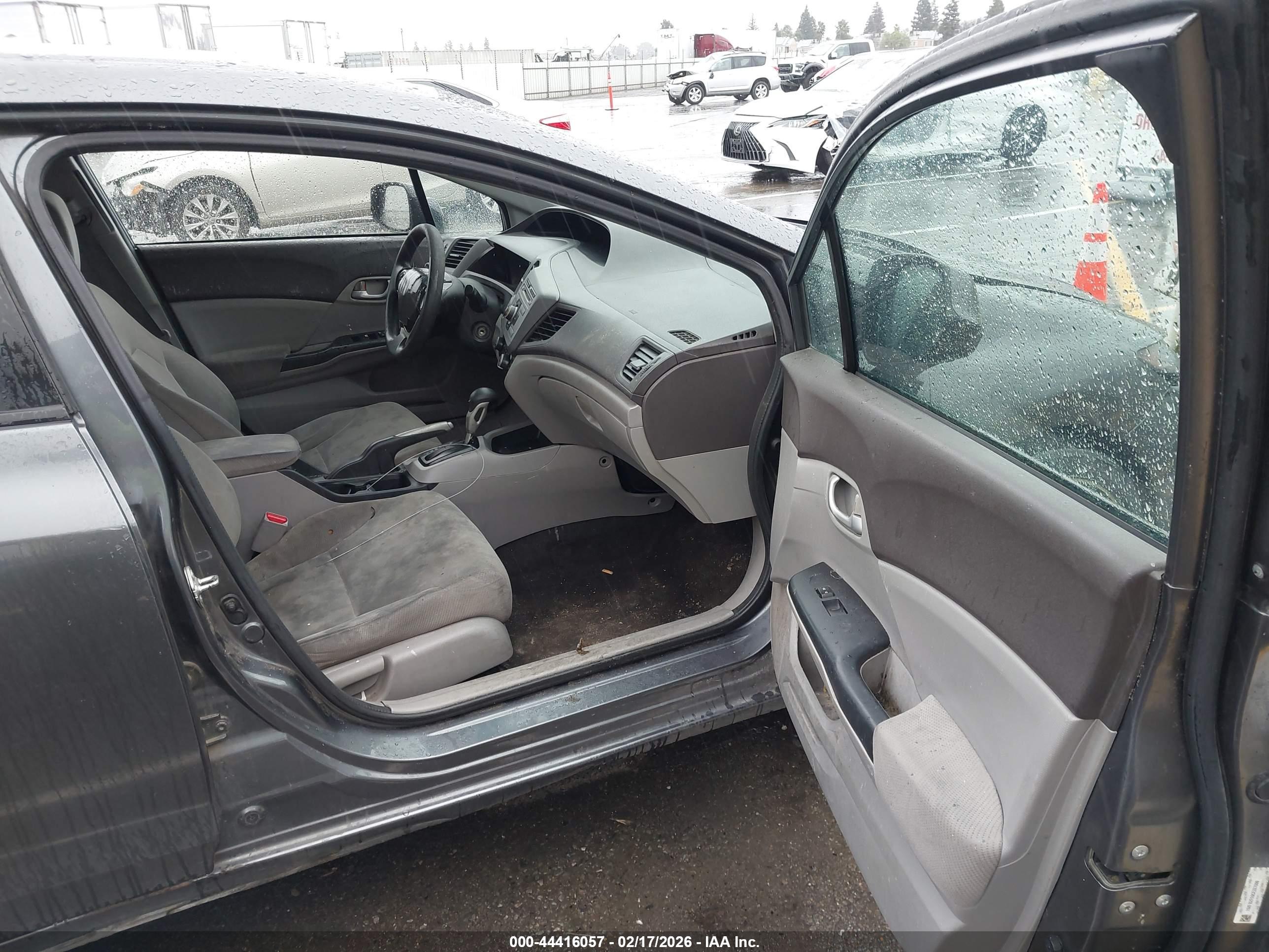 HONDA CIVIC image 5