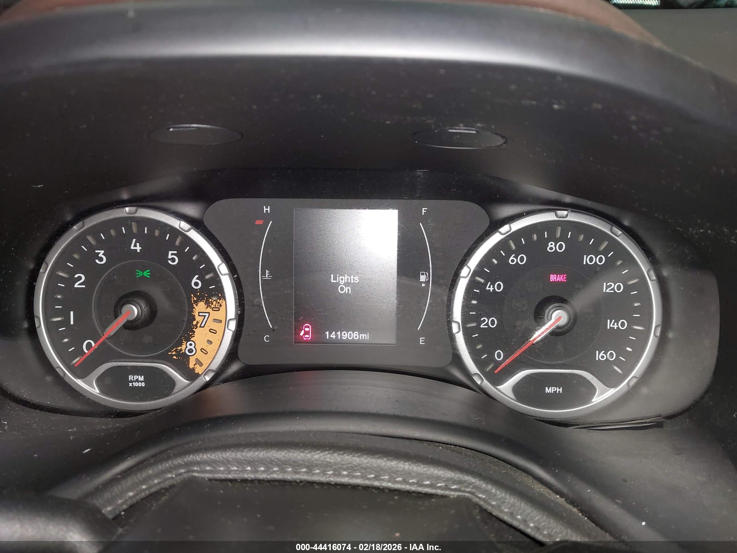 JEEP RENEGADE image 7