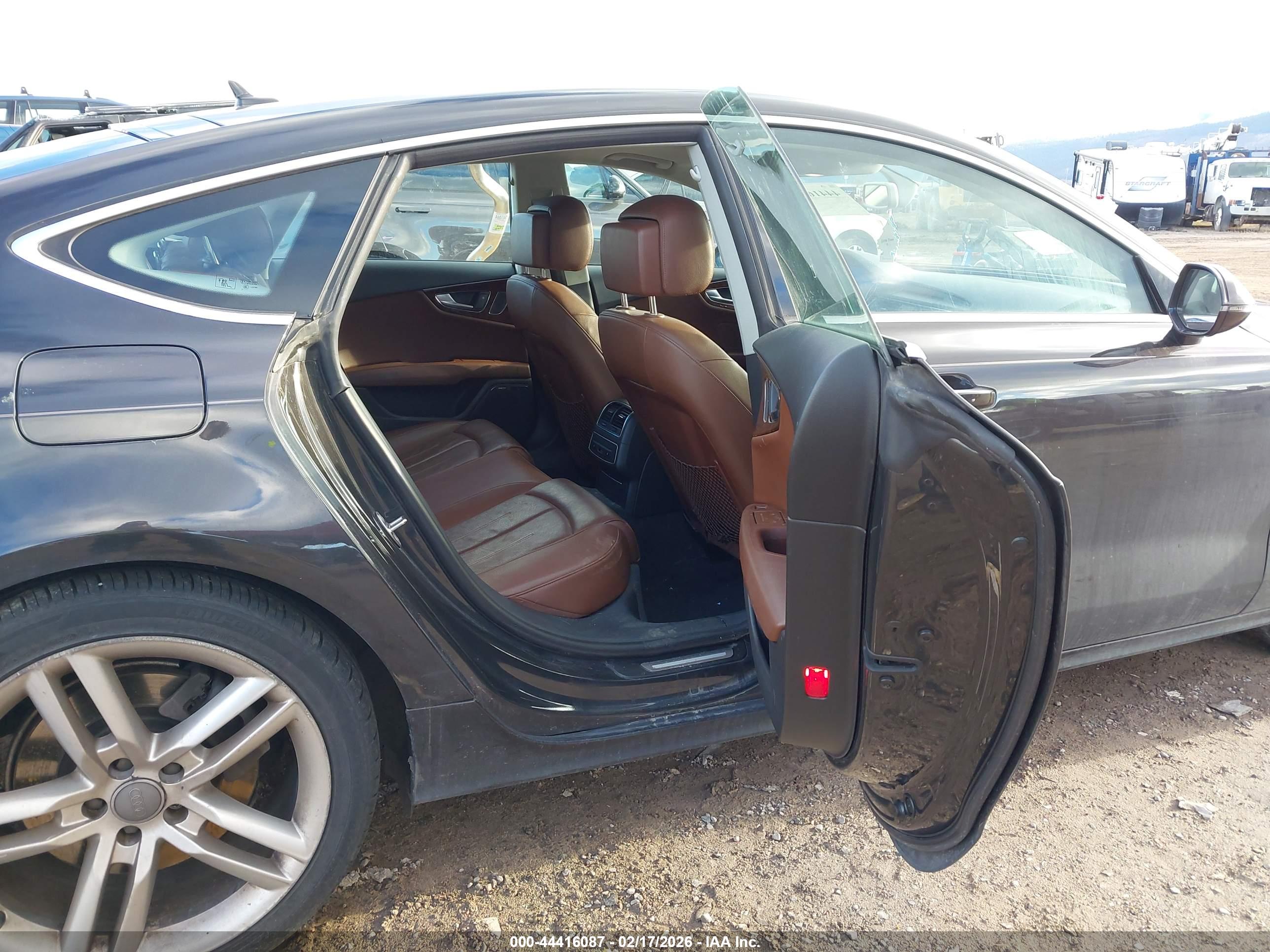 AUDI A7 image 8
