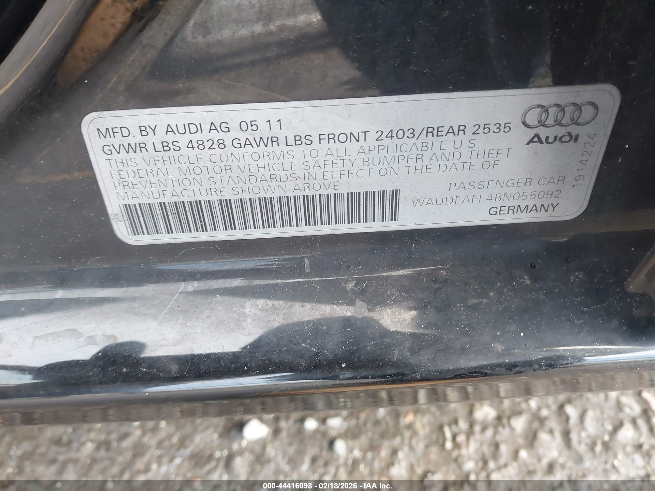 AUDI A4 image 9