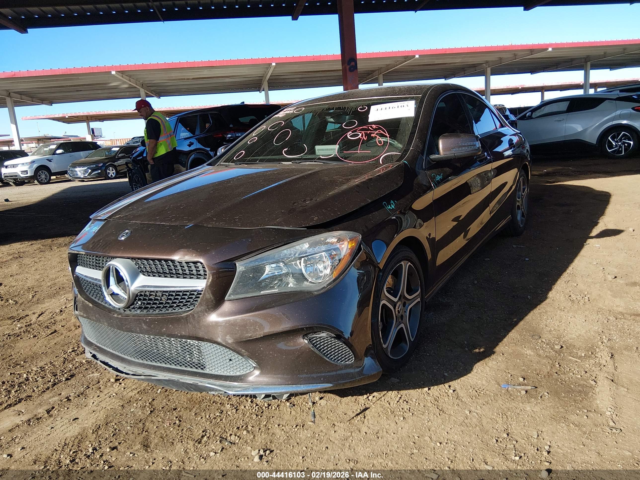 MERCEDES-BENZ CLA image 2