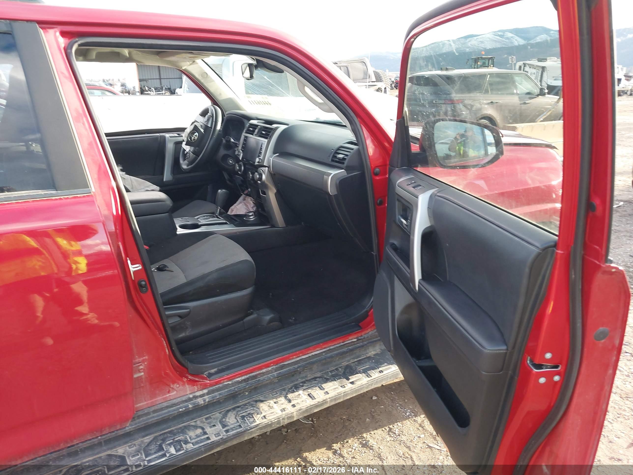 TOYOTA 4RUNNER image 5
