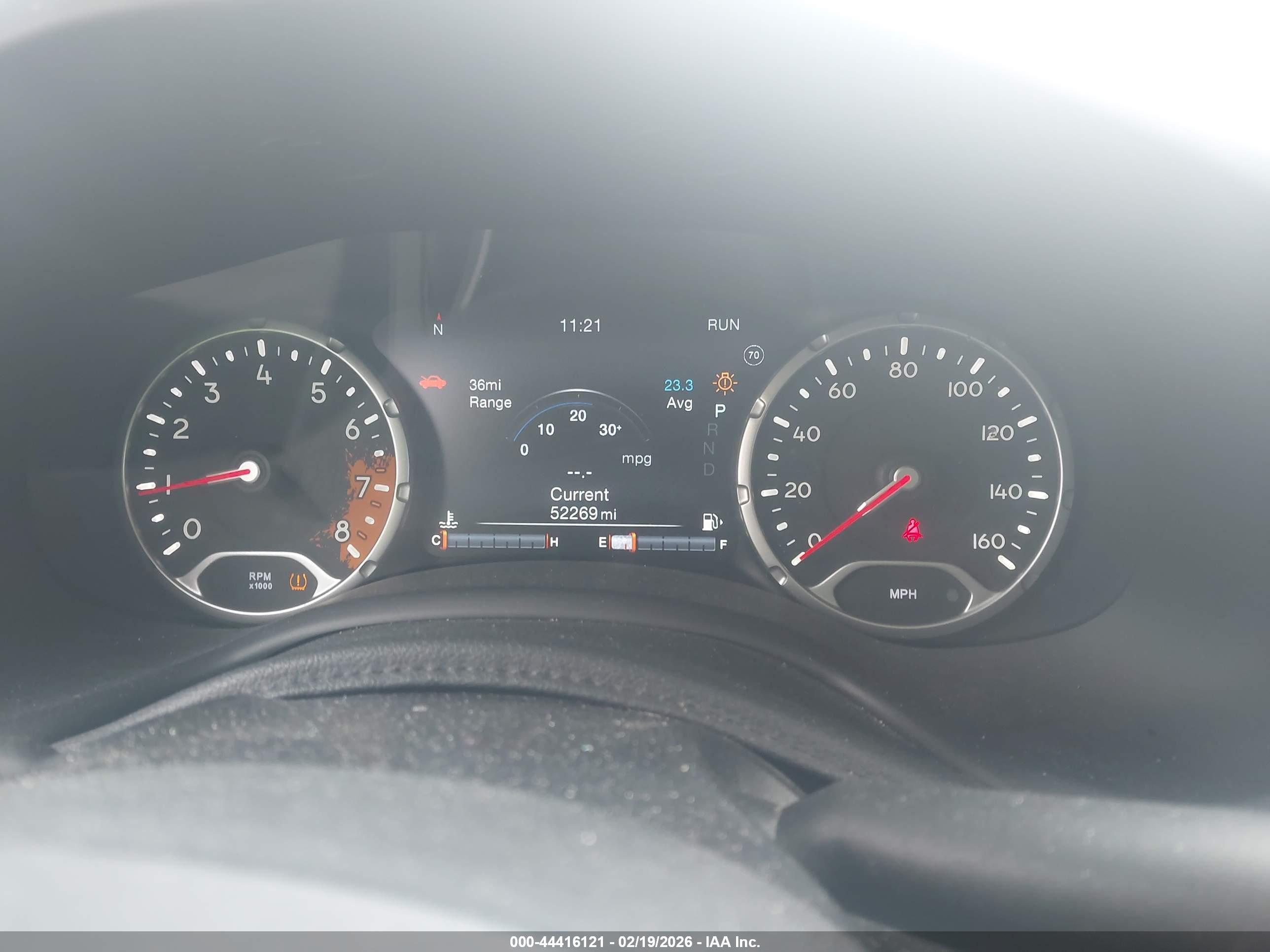 JEEP RENEGADE image 7