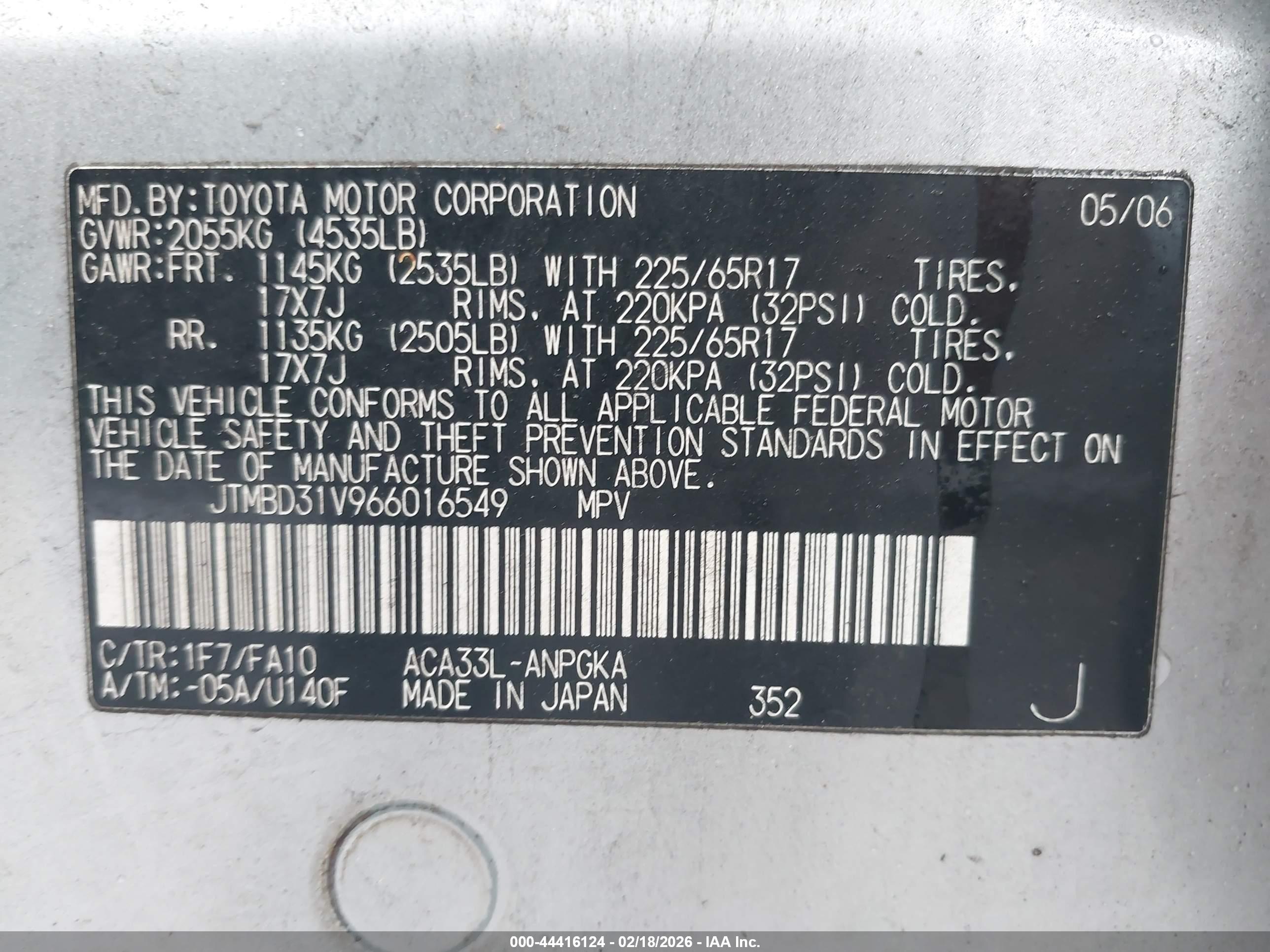 TOYOTA RAV4 image 9