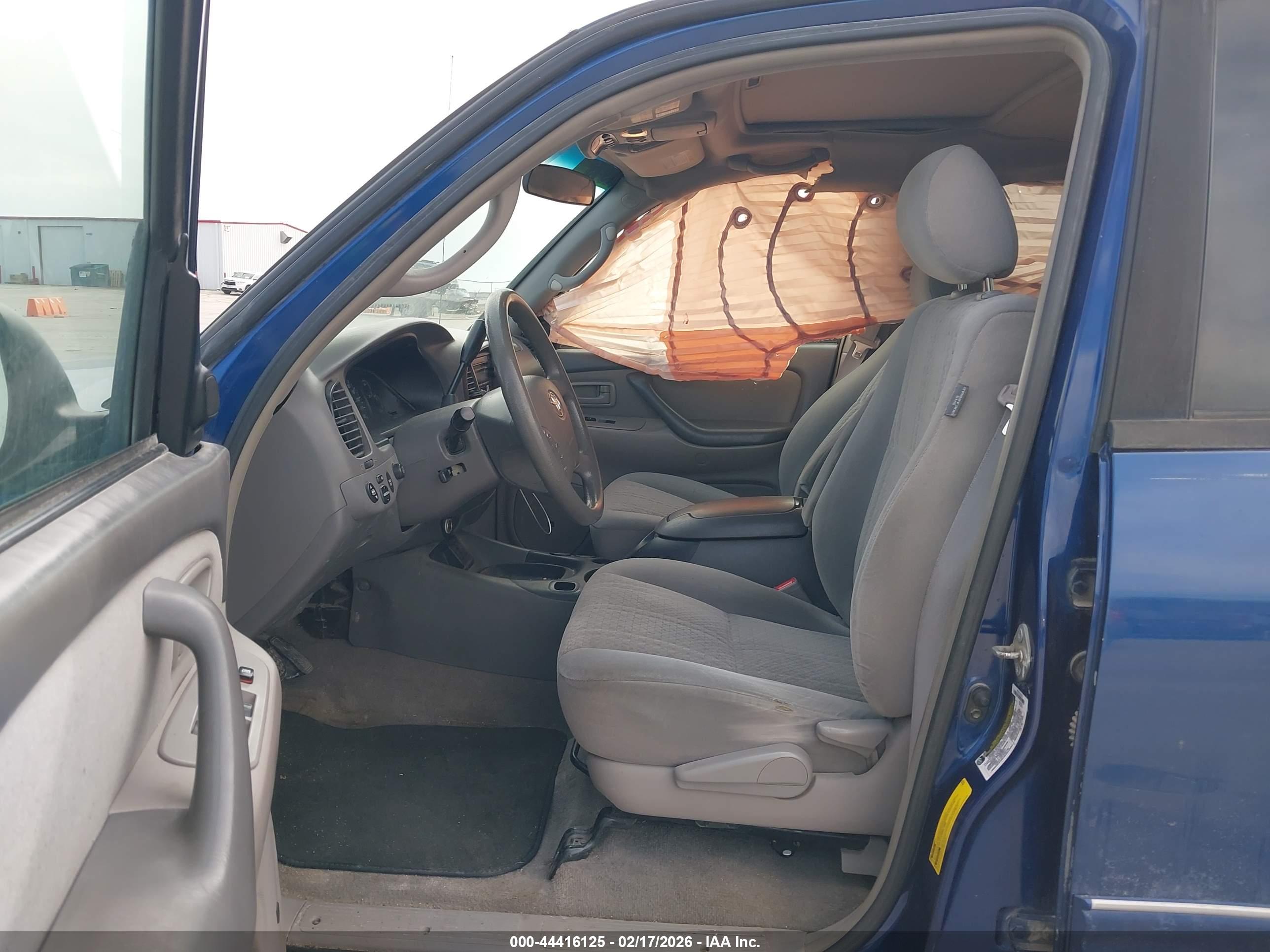 TOYOTA TUNDRA image 5