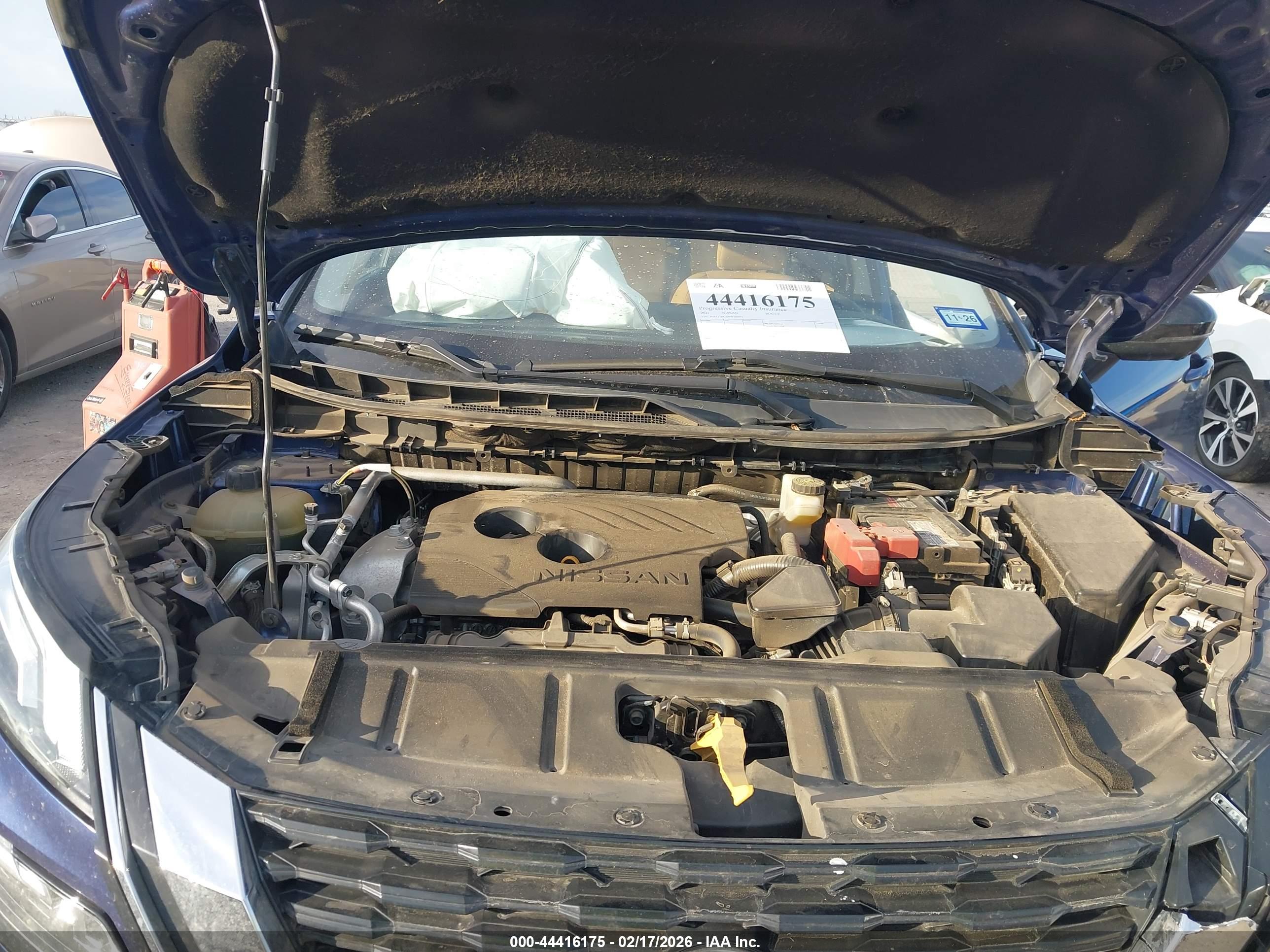 NISSAN ROGUE image 10