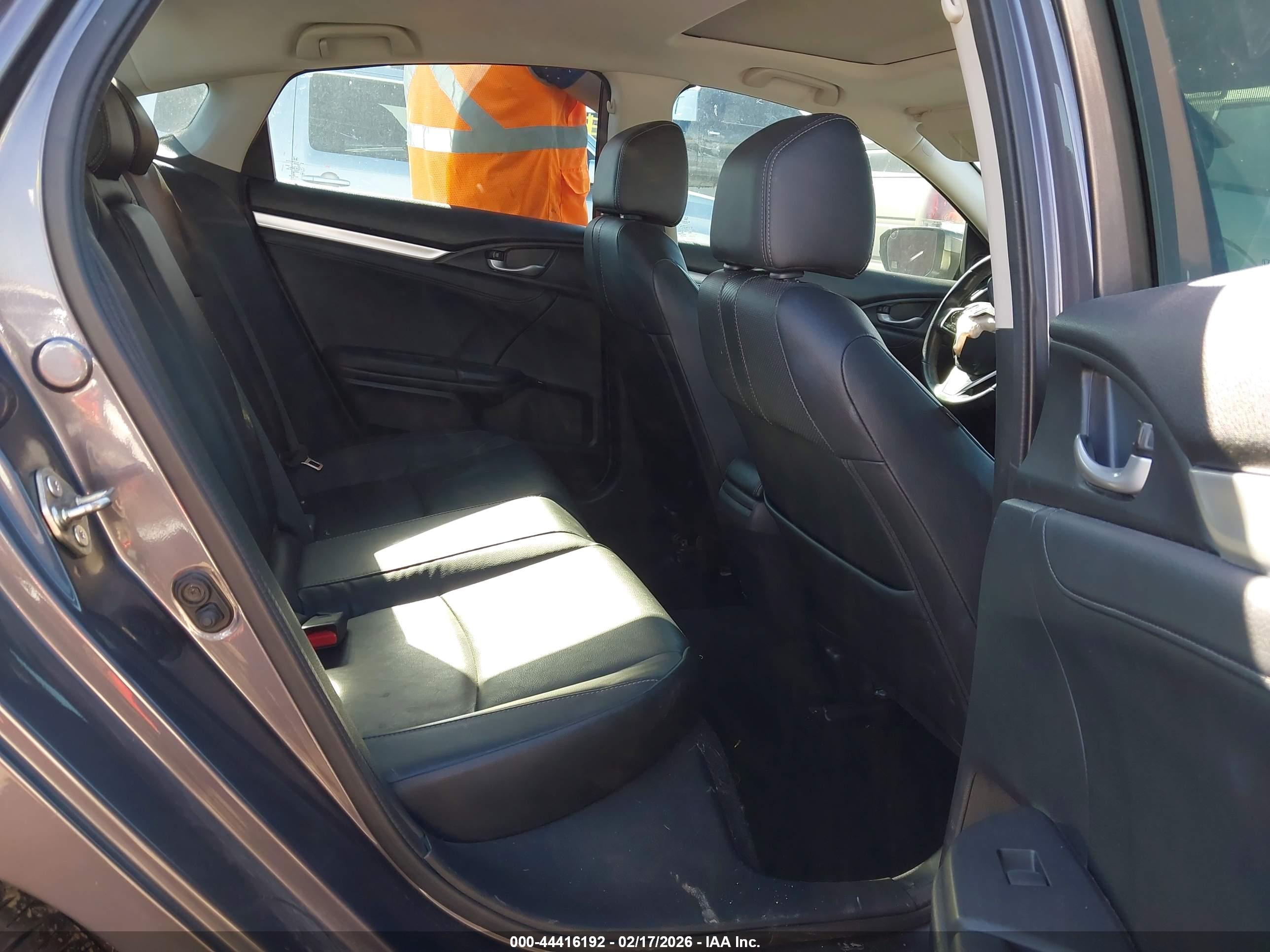 HONDA CIVIC image 8