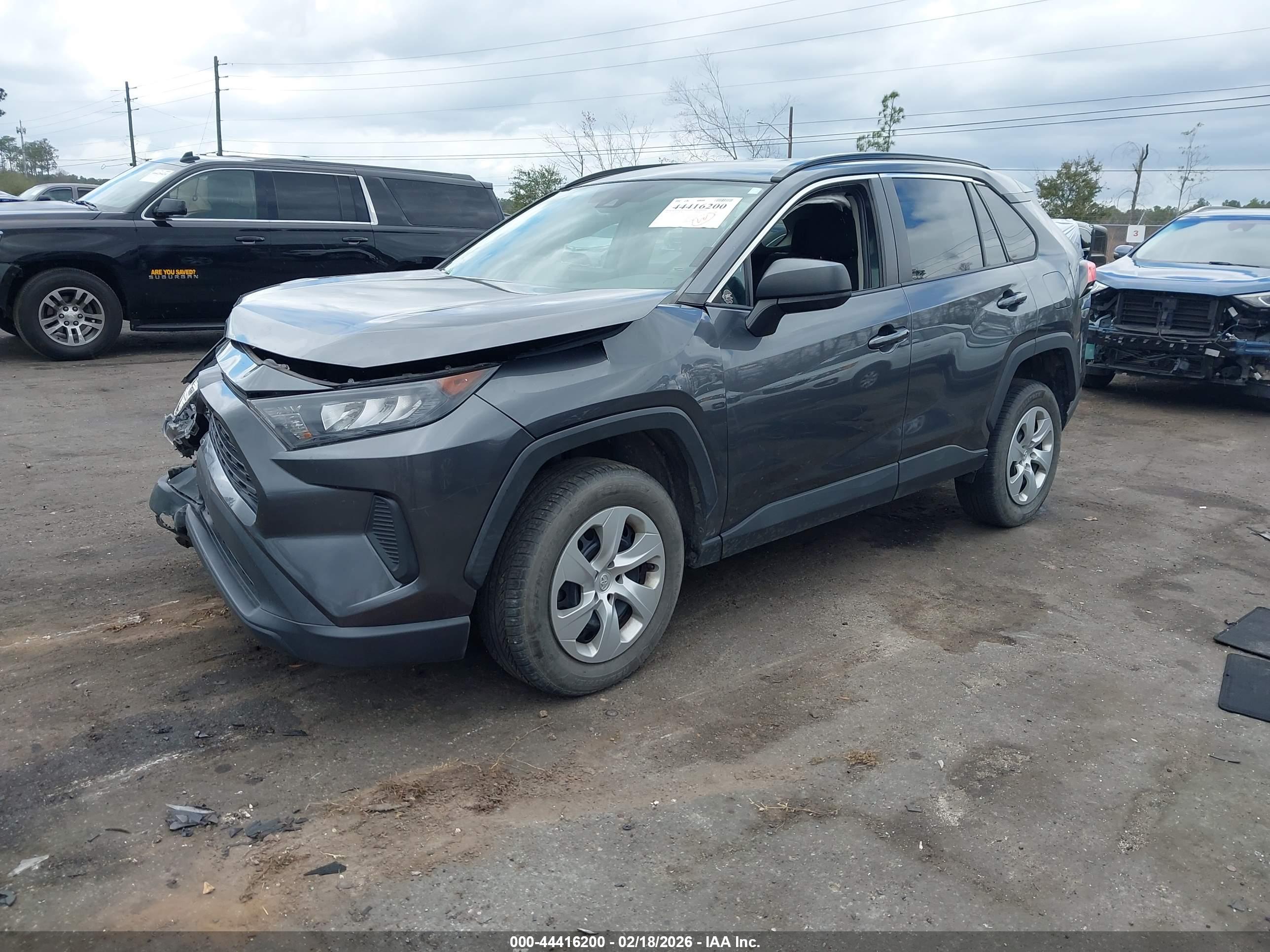 TOYOTA RAV4 image 2
