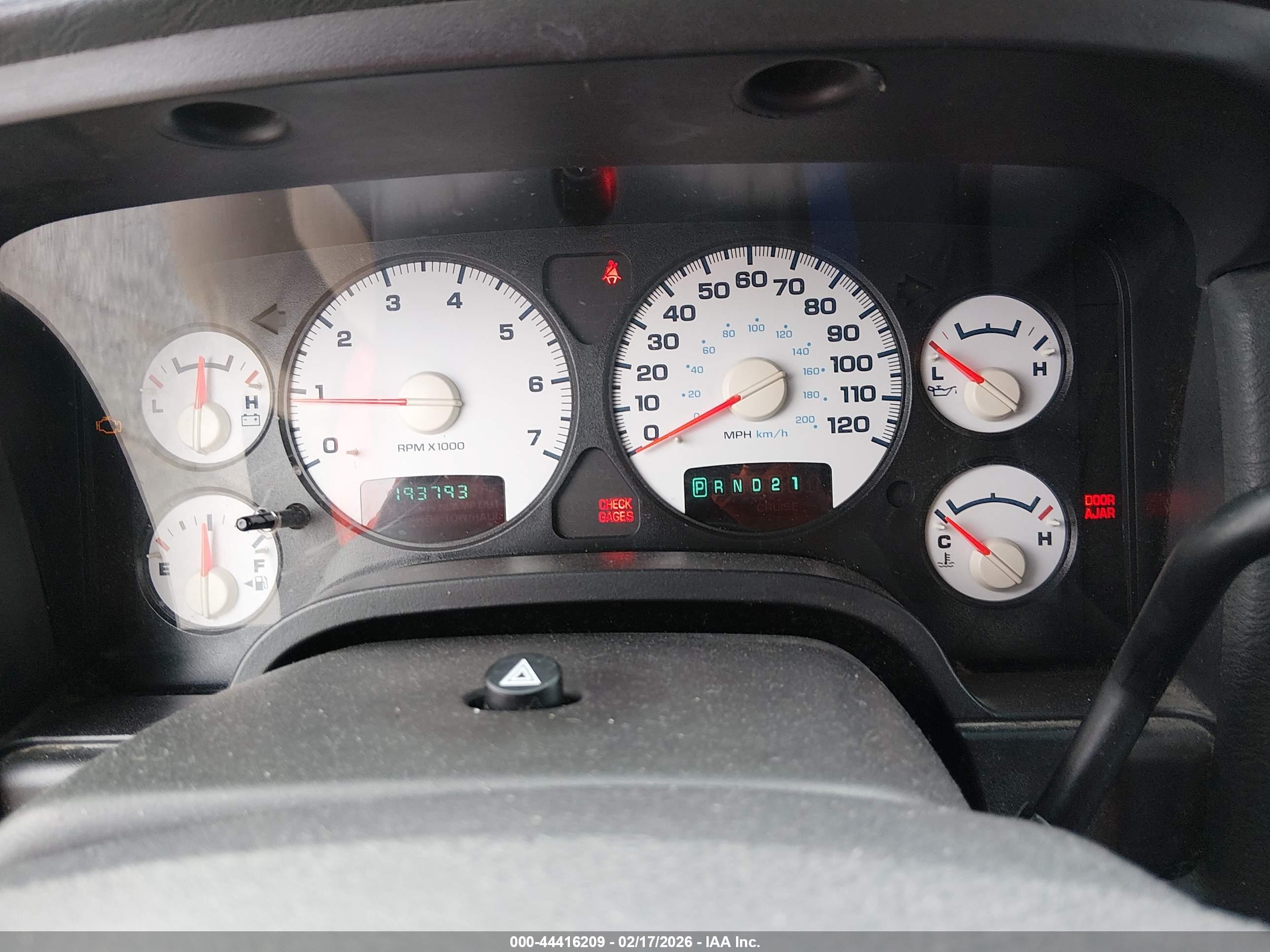 DODGE RAM image 7