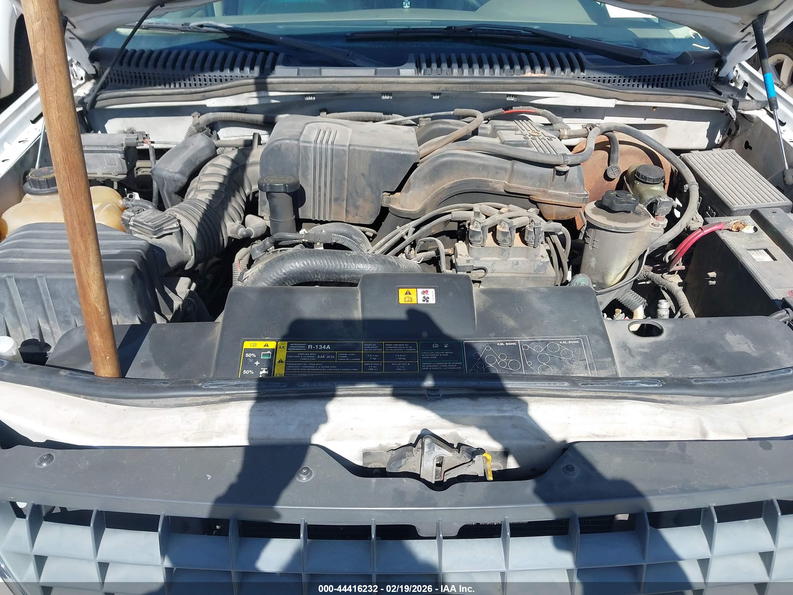 FORD EXPLORER image 10