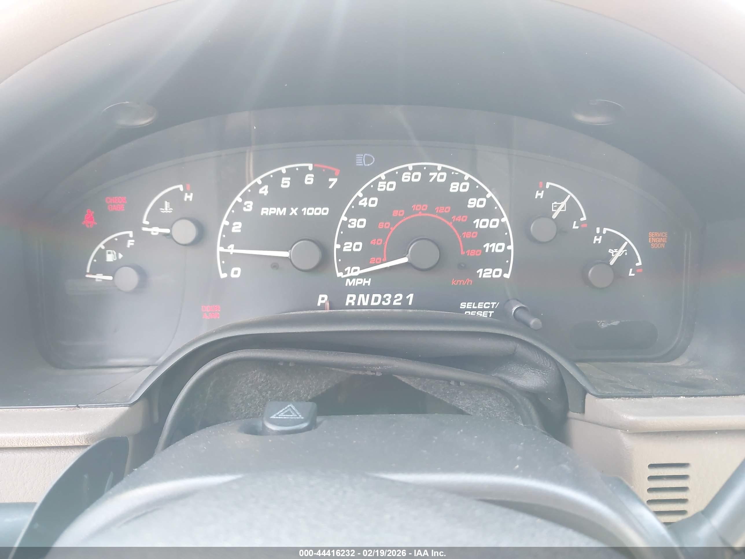 FORD EXPLORER image 7