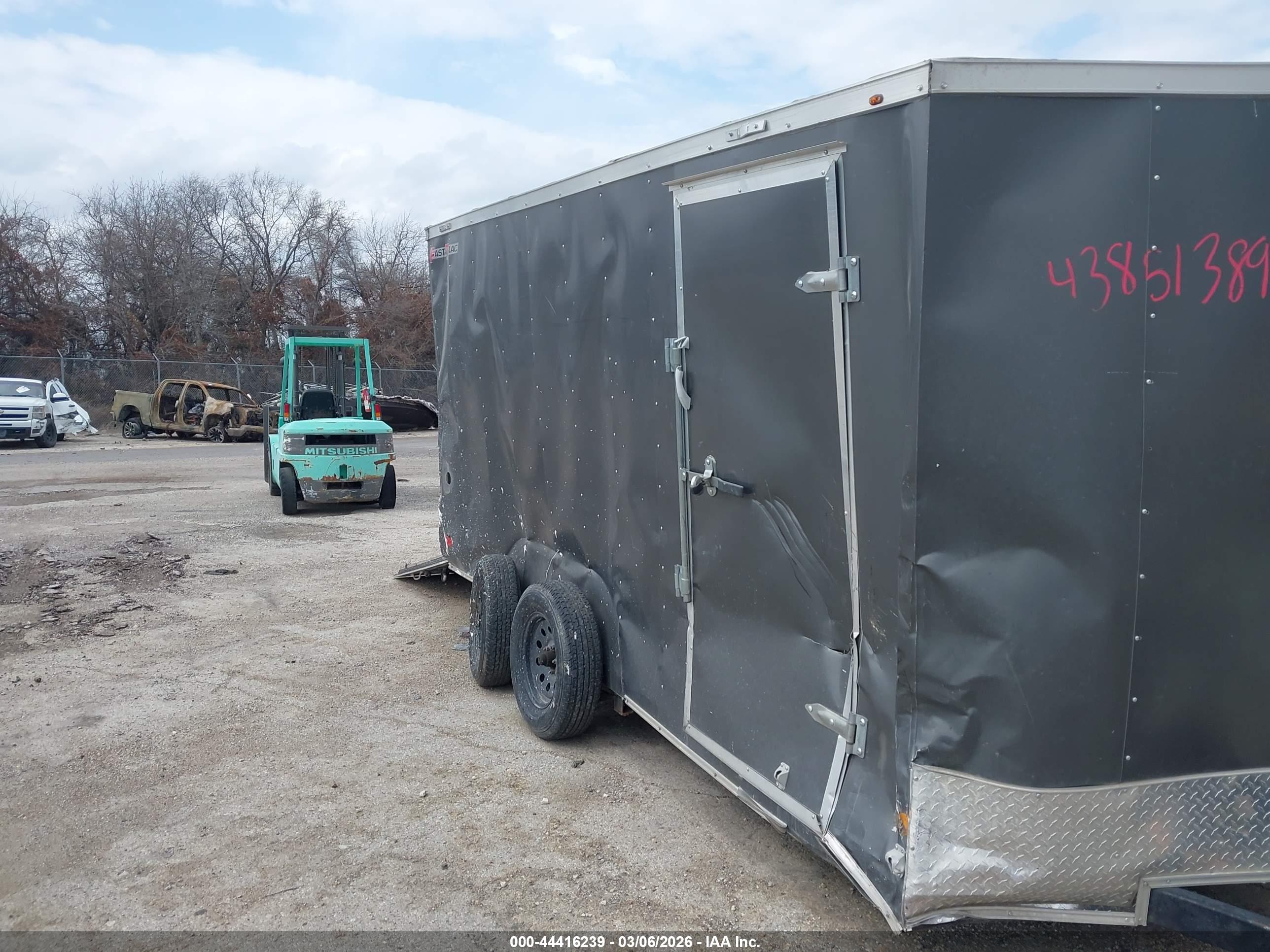 WELLS CARGO image 6