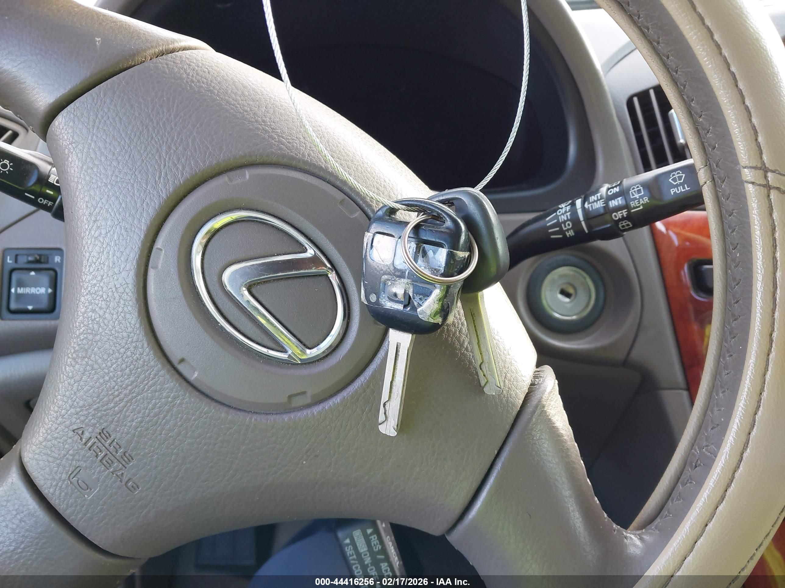 LEXUS RX image 11