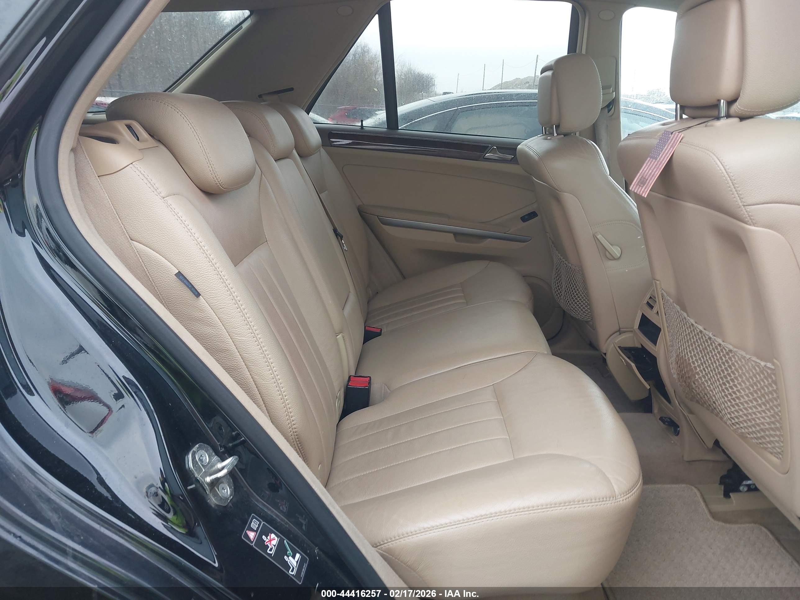 MERCEDES-BENZ ML image 8