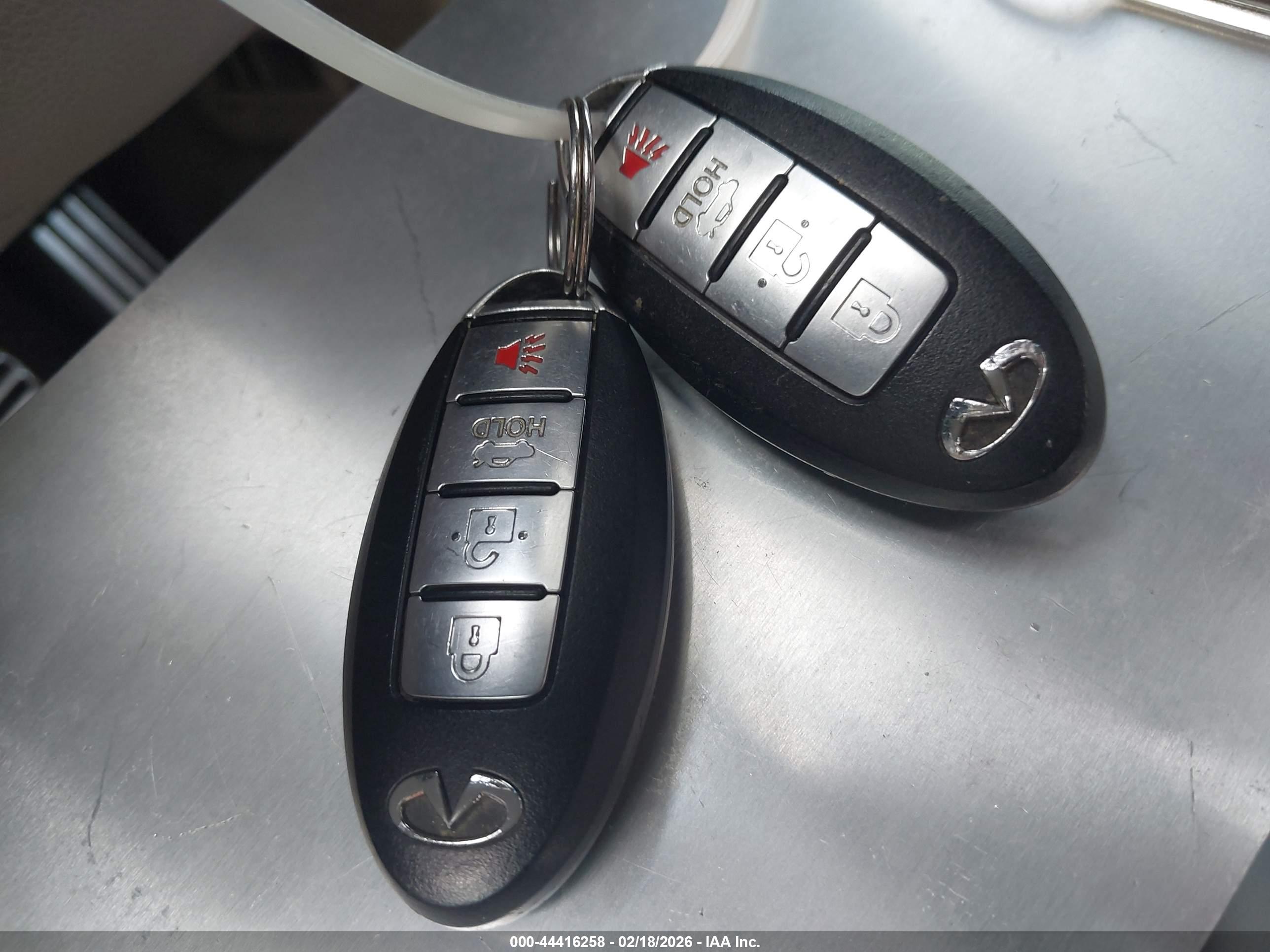 INFINITI M35 image 11