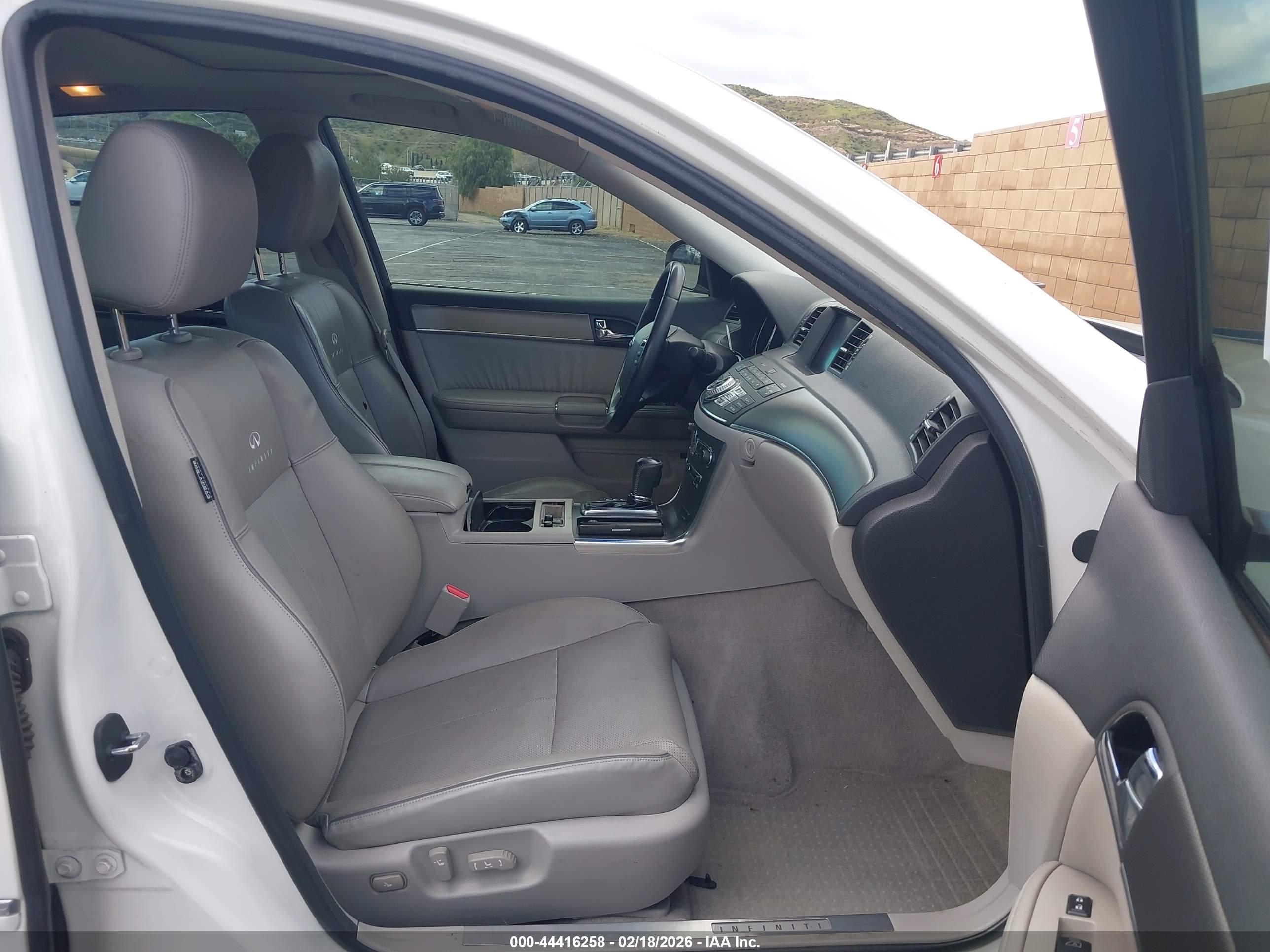 INFINITI M35 image 5