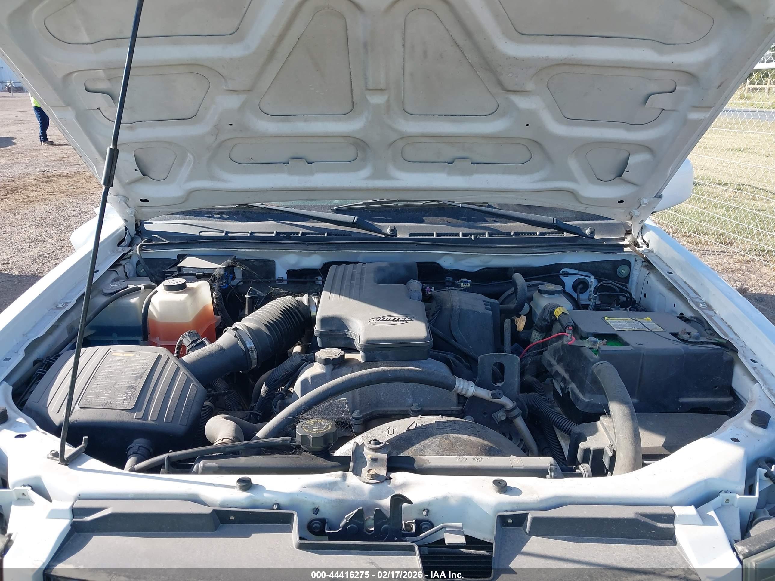 CHEVROLET COLORADO image 10