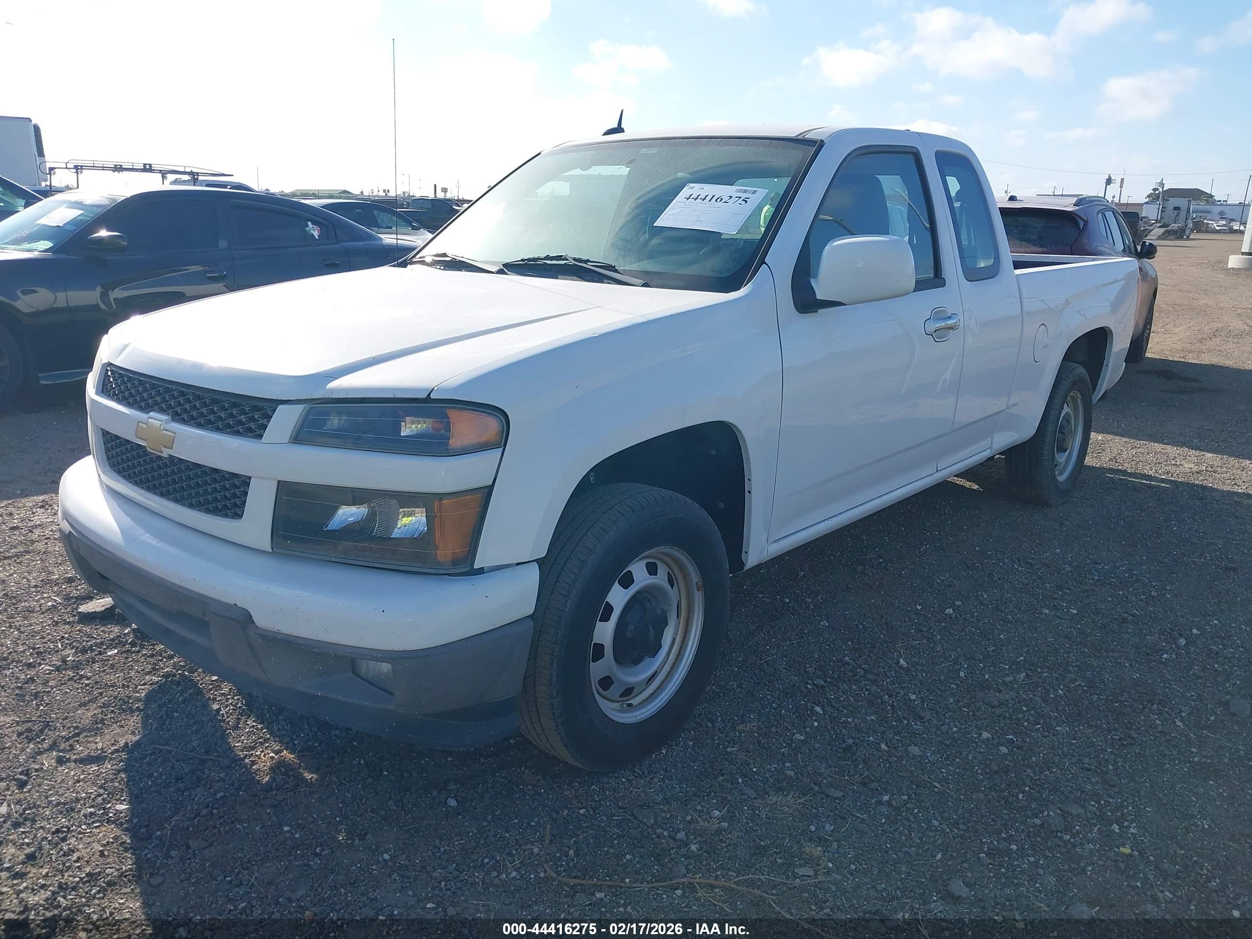 CHEVROLET COLORADO image 2