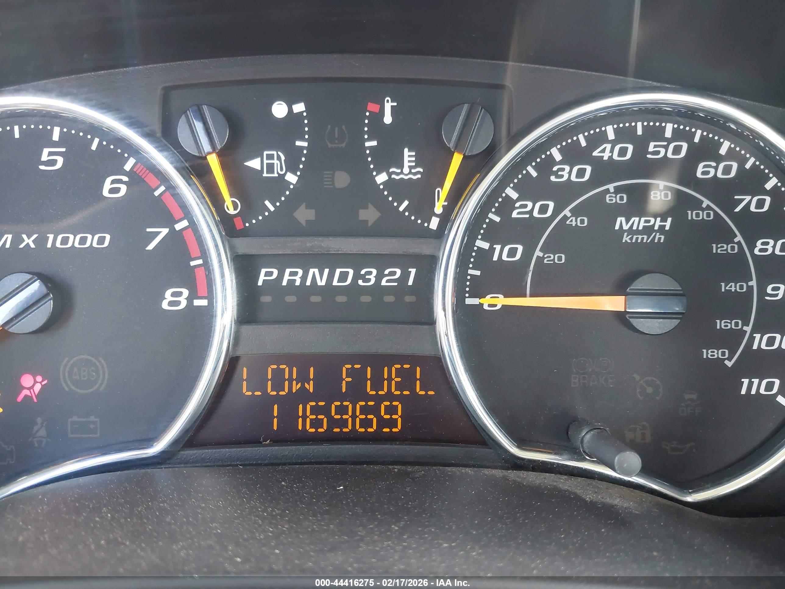 CHEVROLET COLORADO image 7
