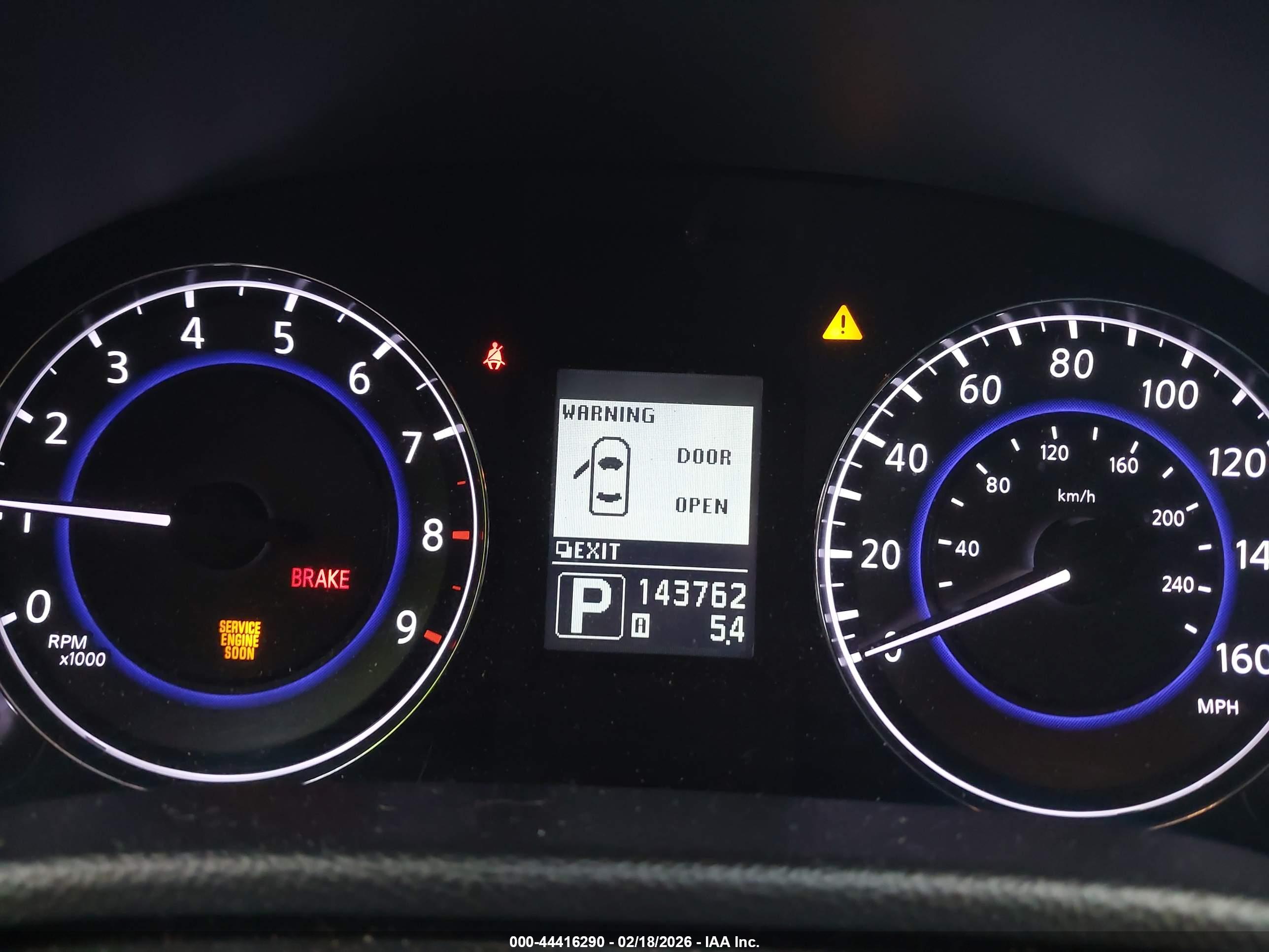 INFINITI G37 image 7
