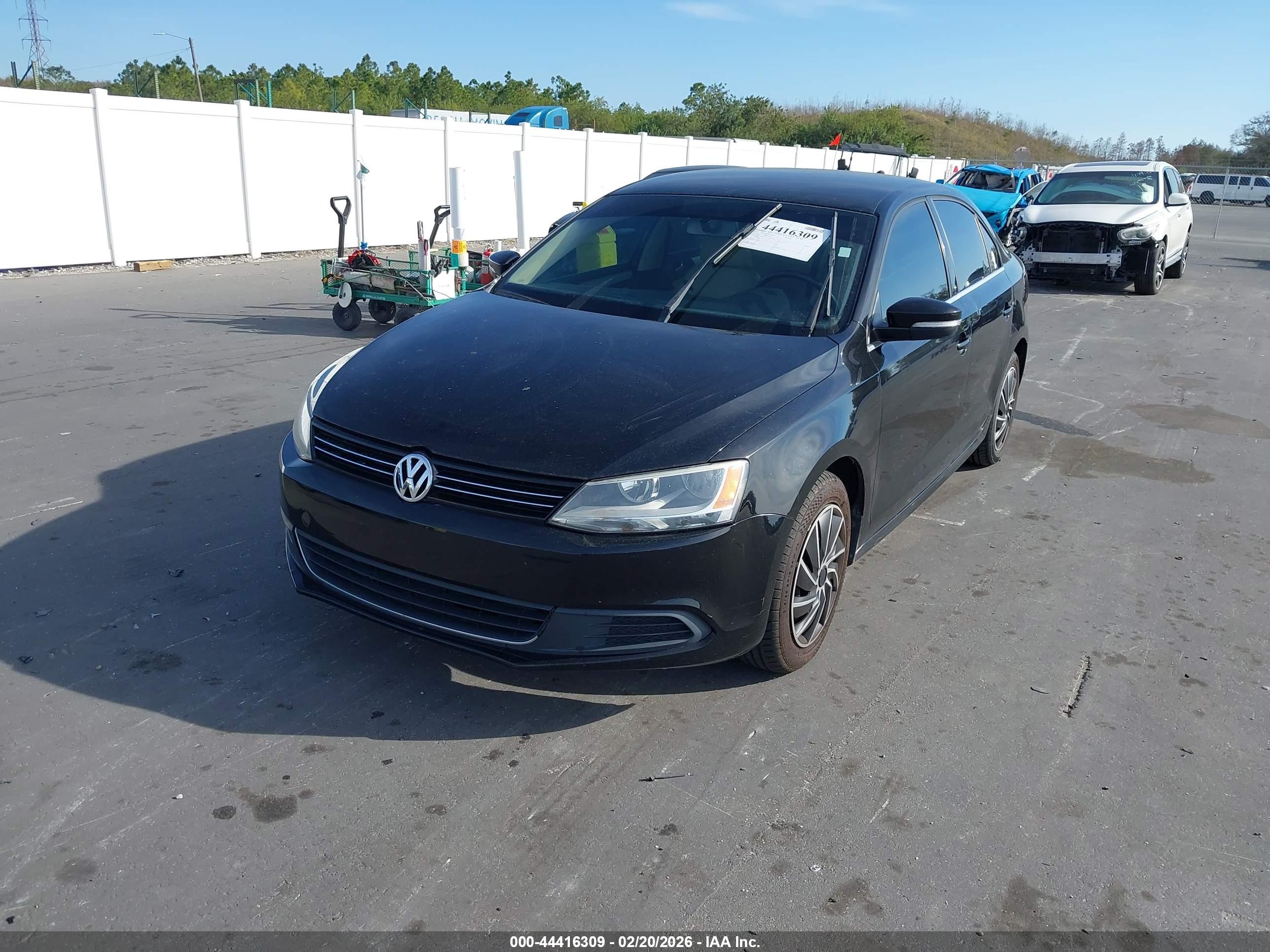 VOLKSWAGEN JETTA image 2