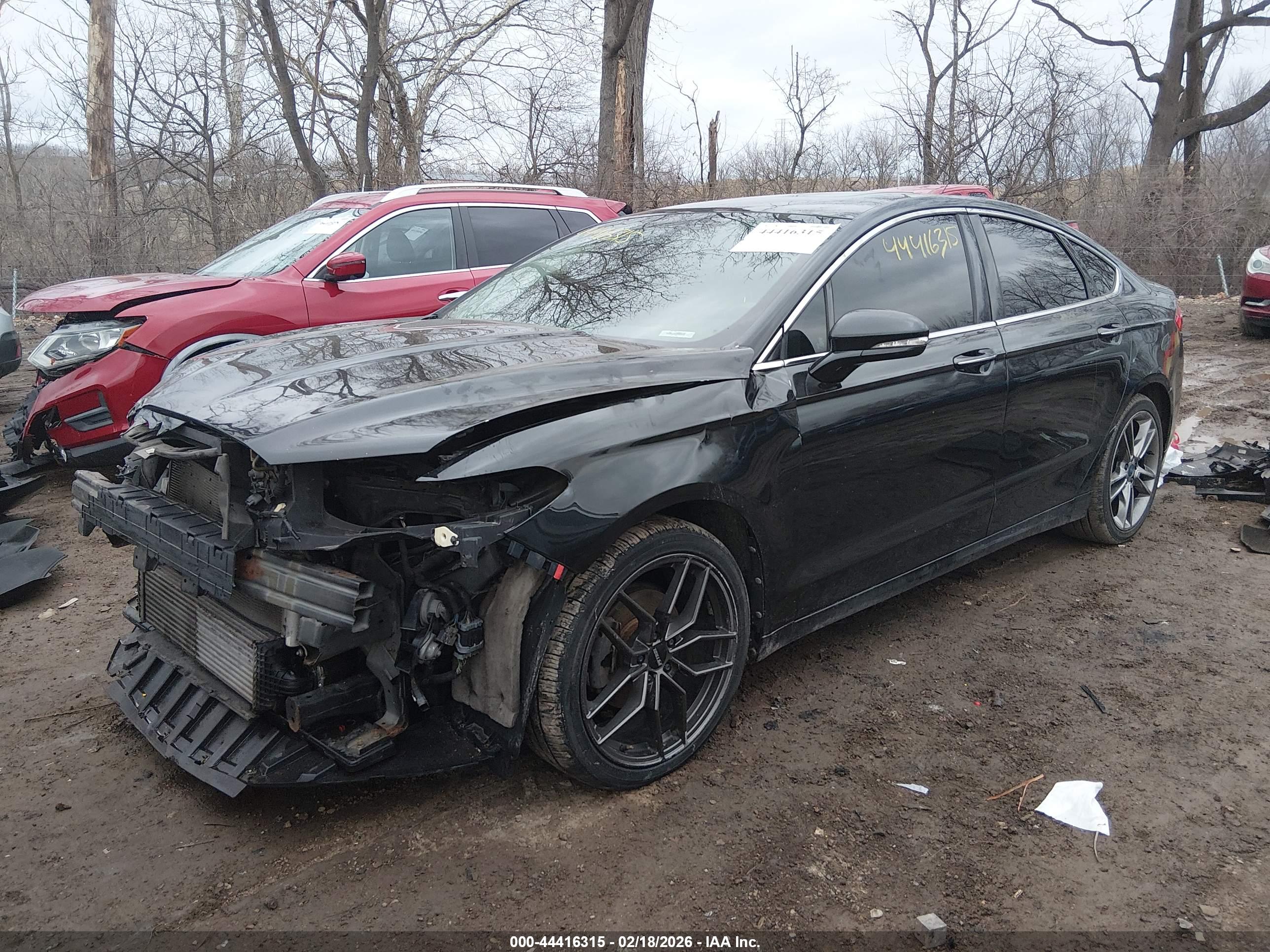 FORD FUSION image 2