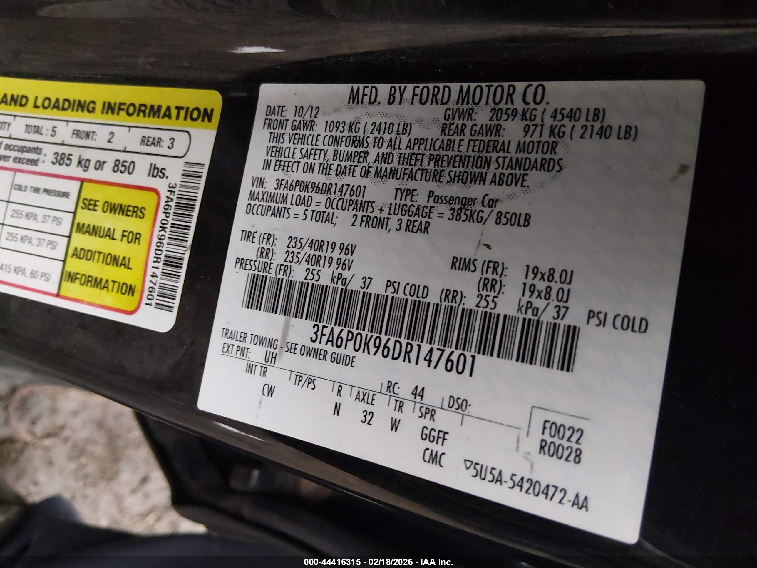 FORD FUSION image 9