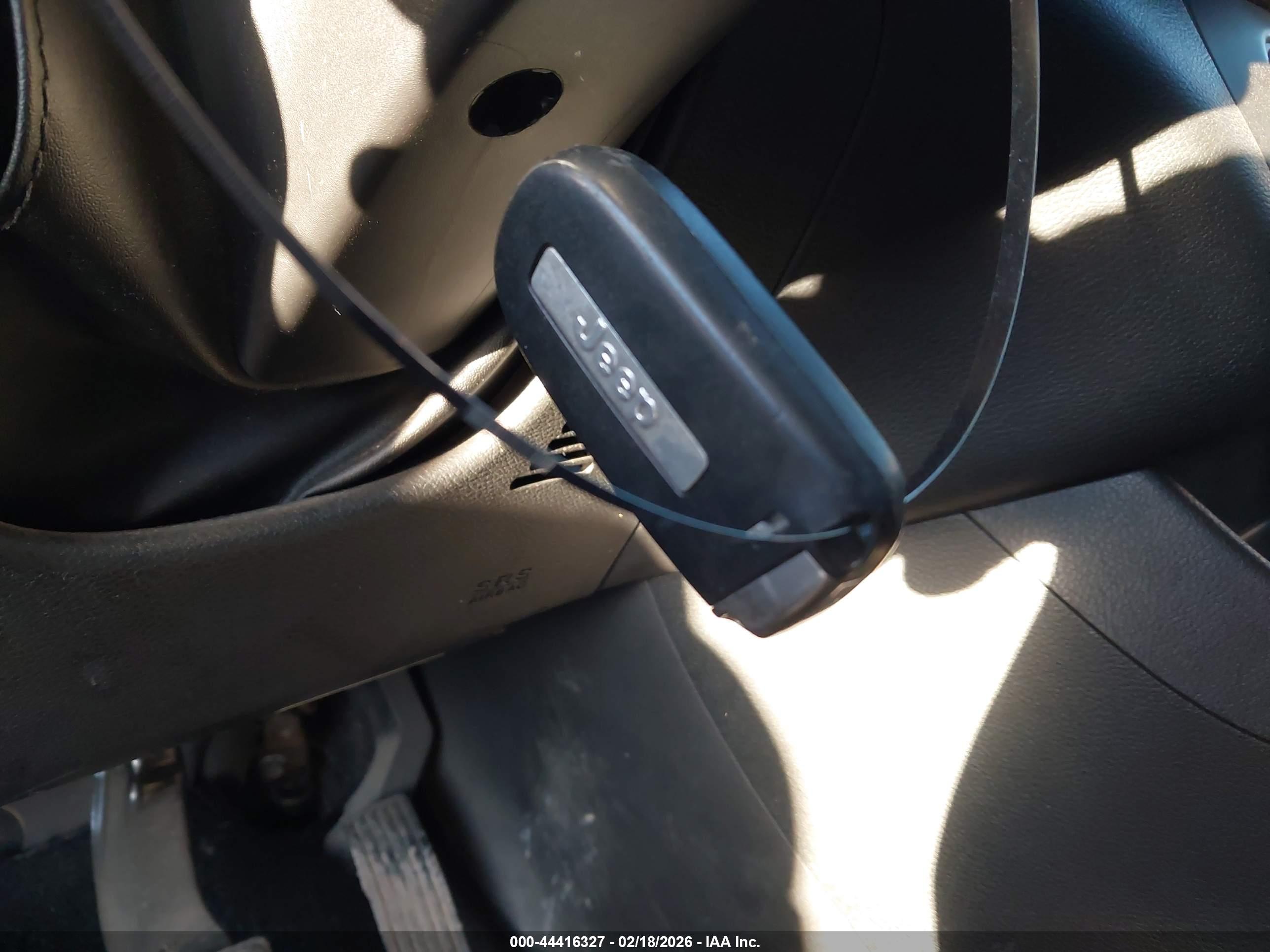 JEEP CHEROKEE image 11