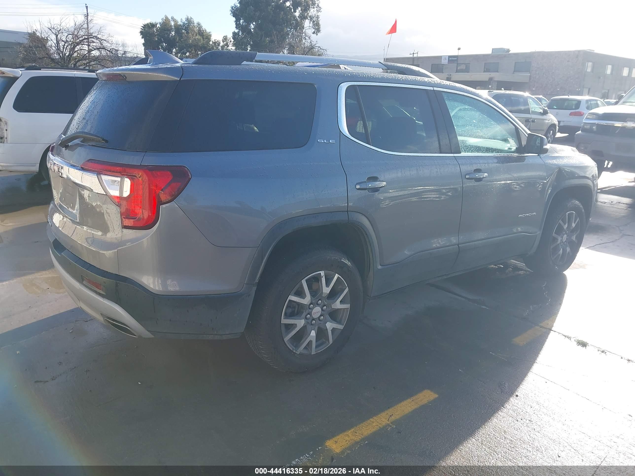 GMC ACADIA image 4