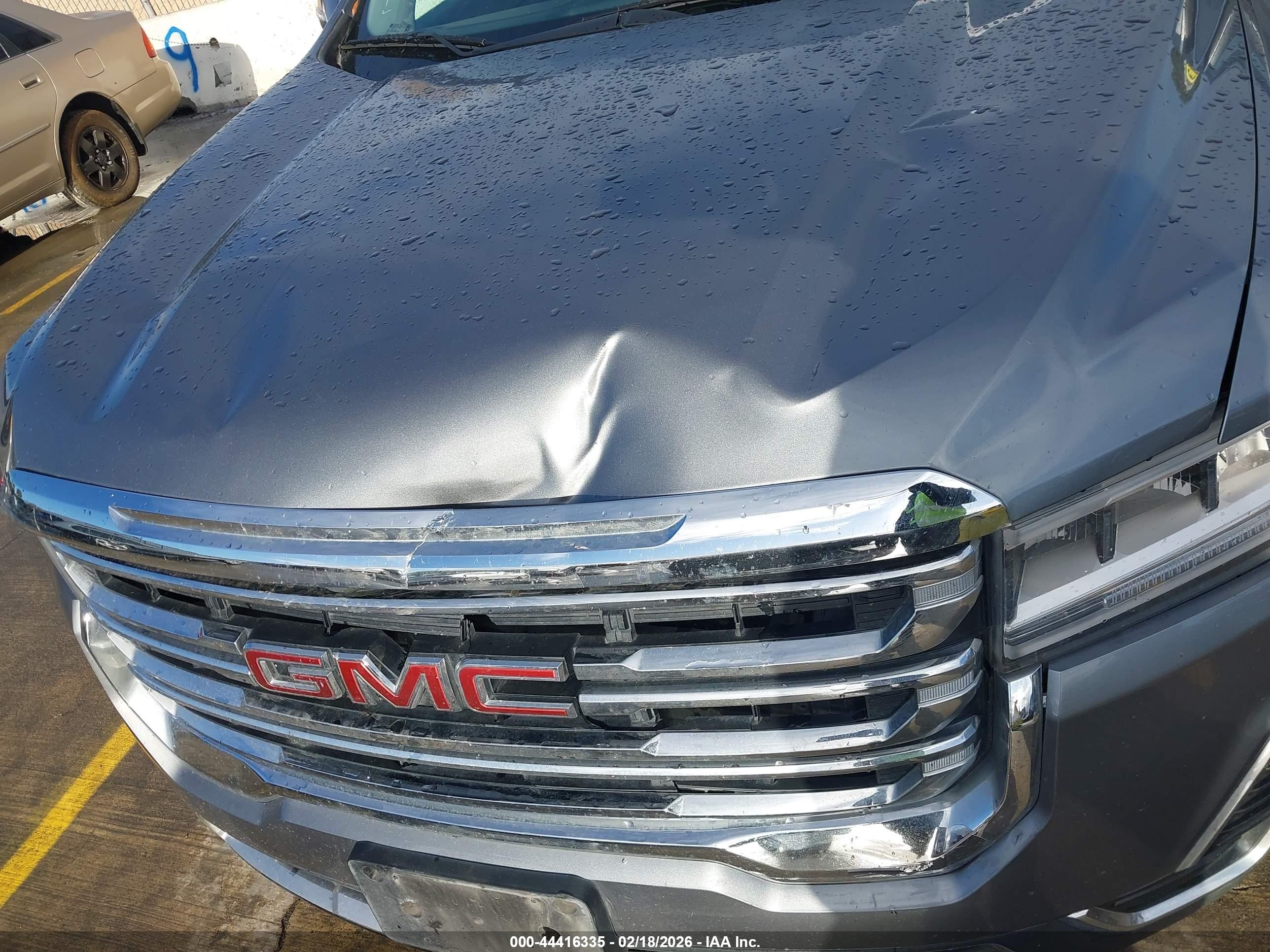 GMC ACADIA image 6