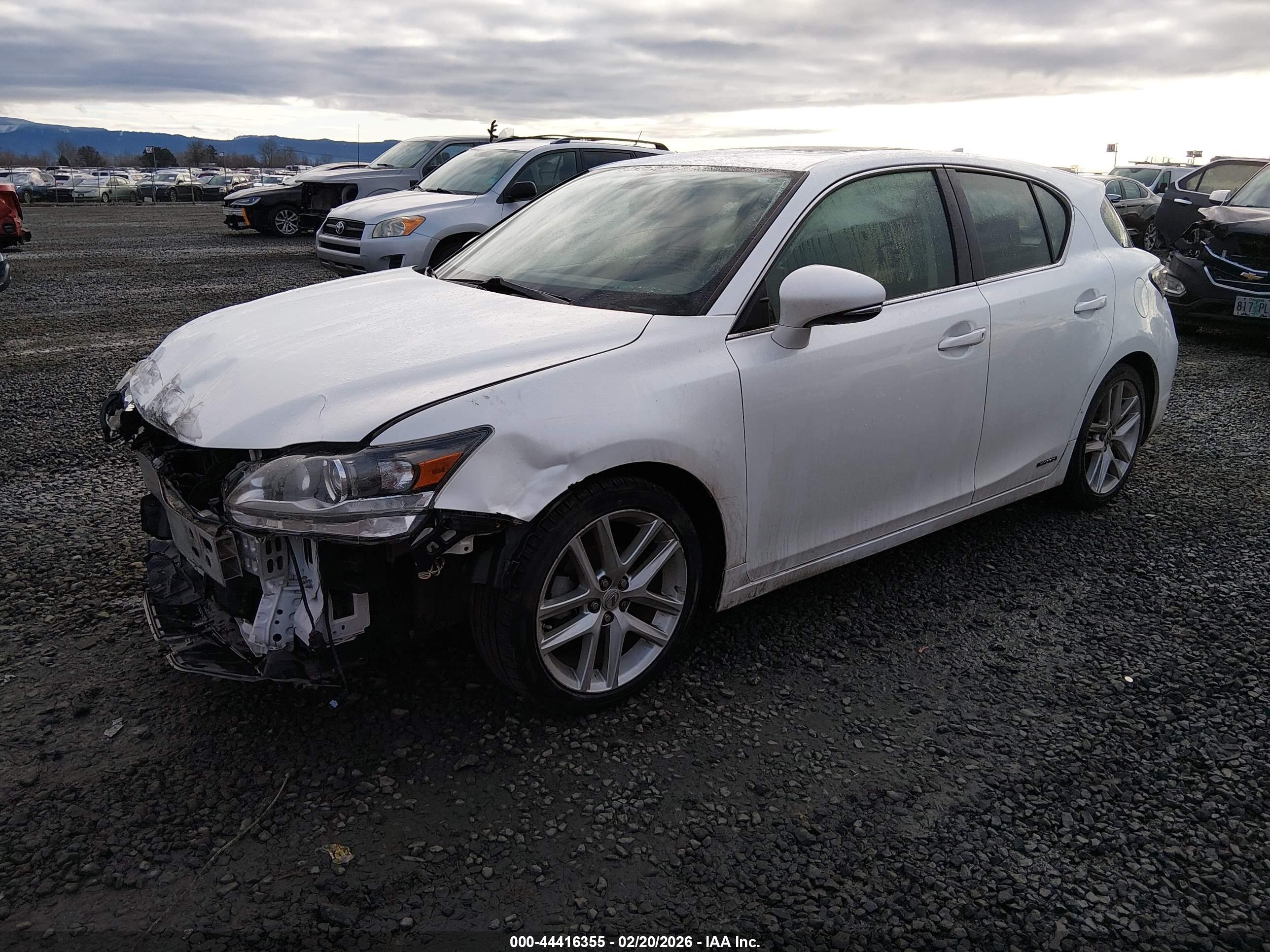 LEXUS CT image 2