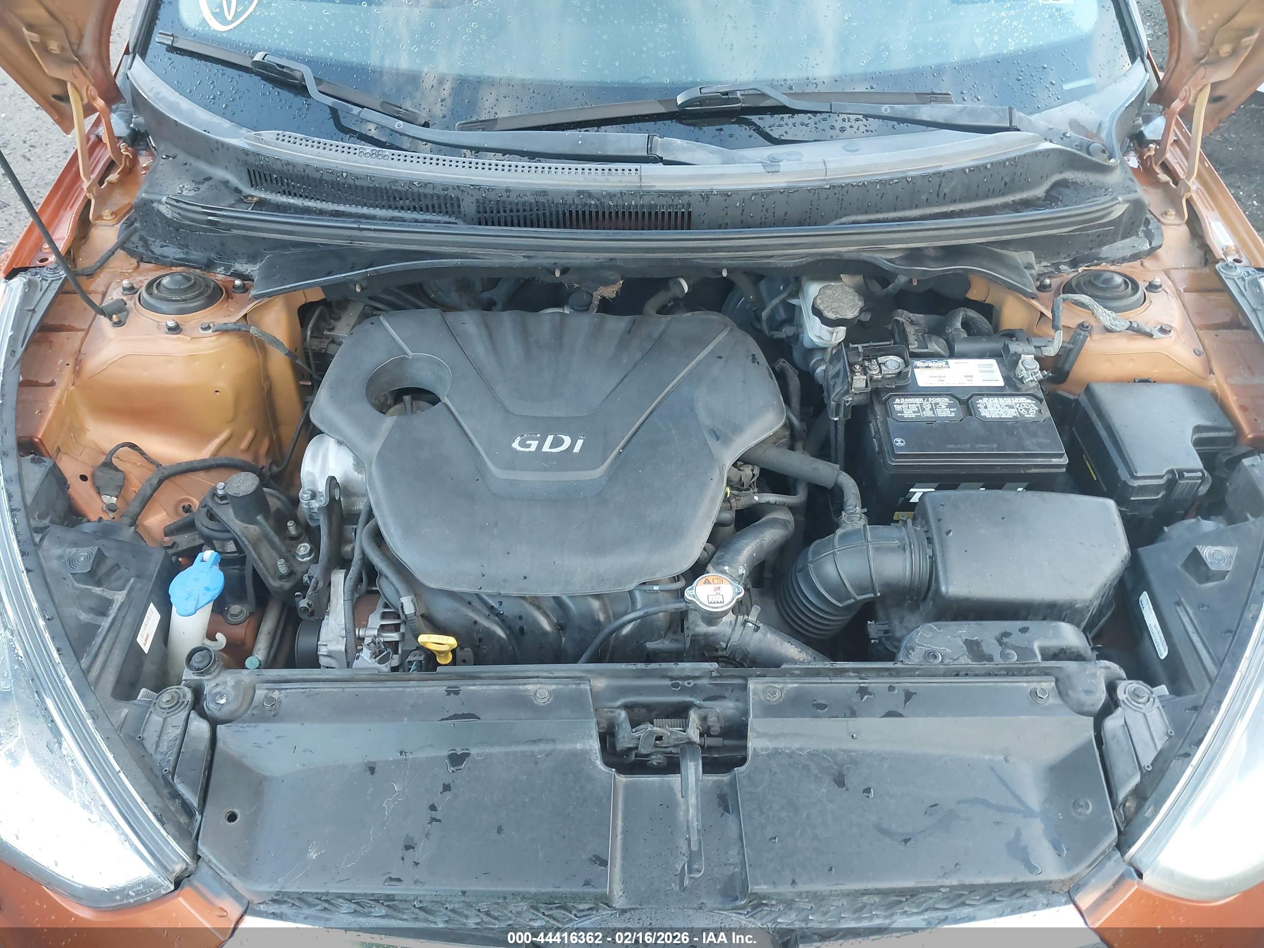 HYUNDAI VELOSTER image 10