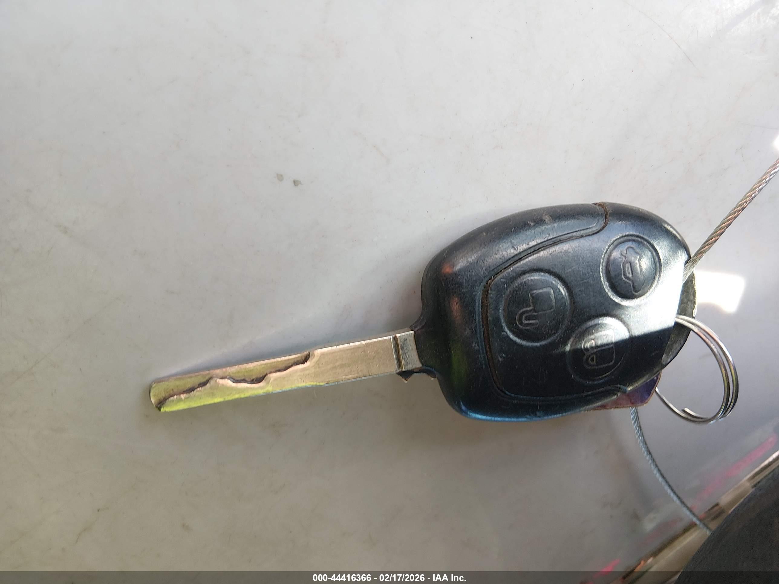 FORD FIESTA image 11