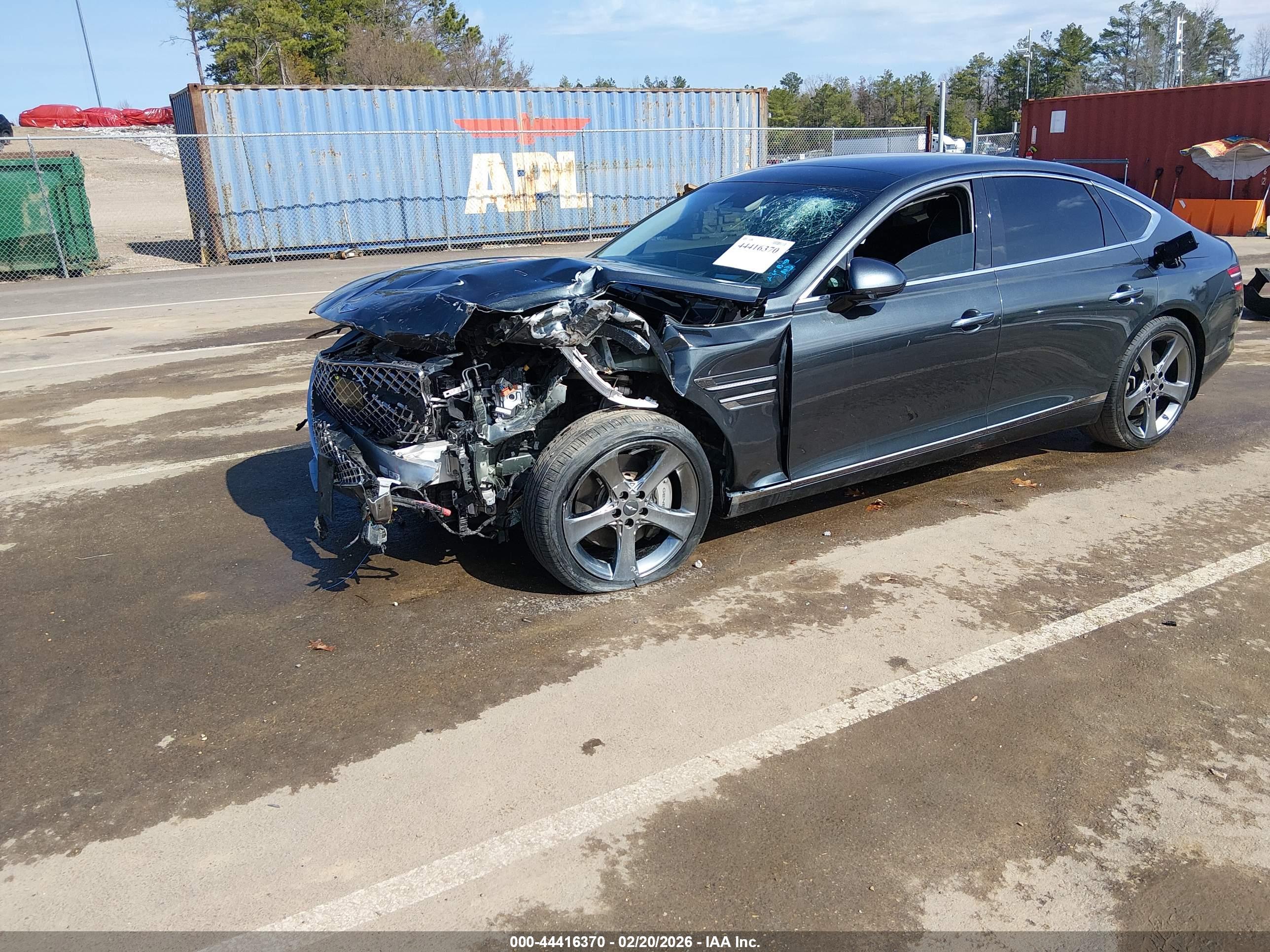 GENESIS G80 image 2