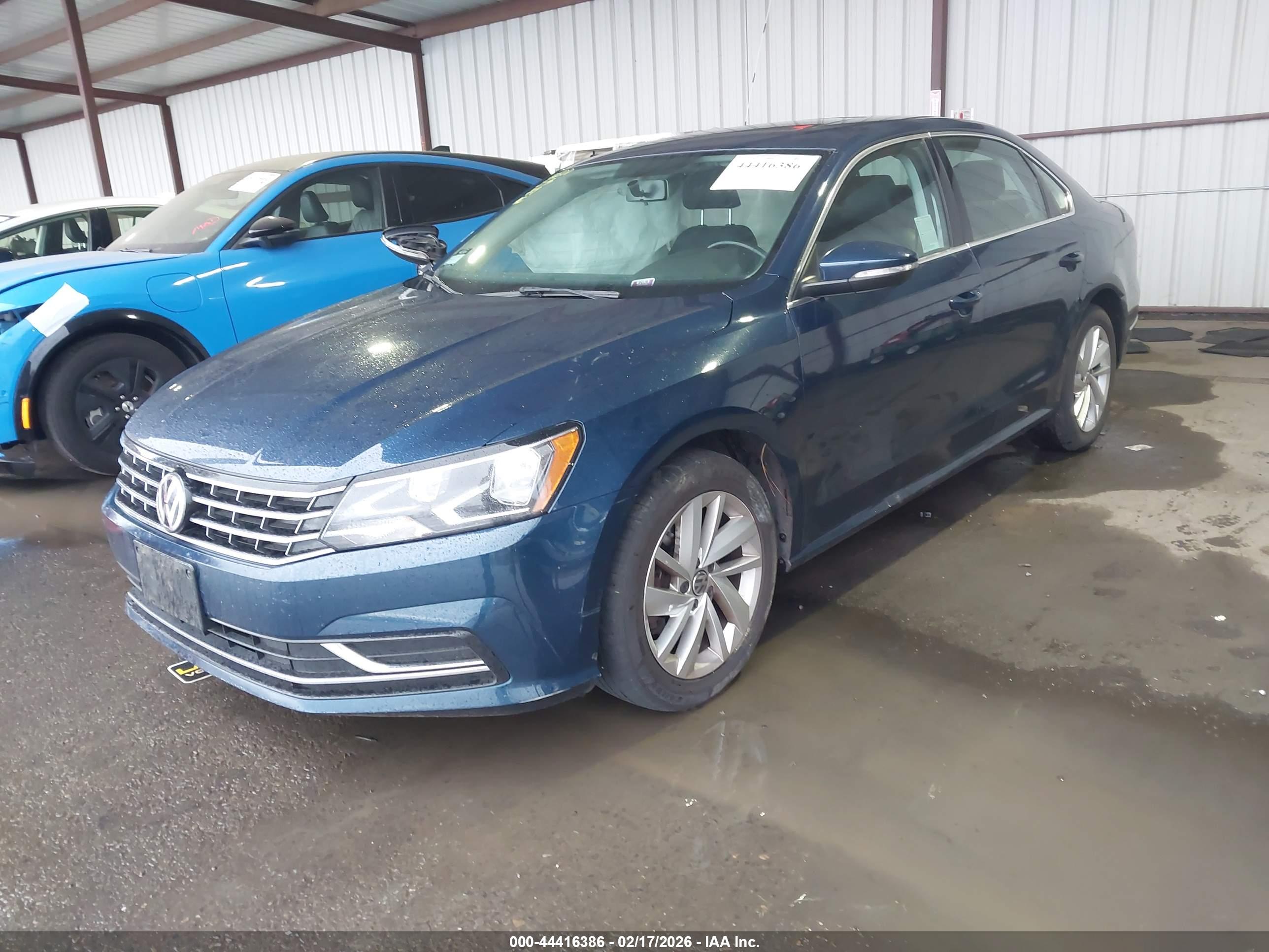 VOLKSWAGEN PASSAT image 2