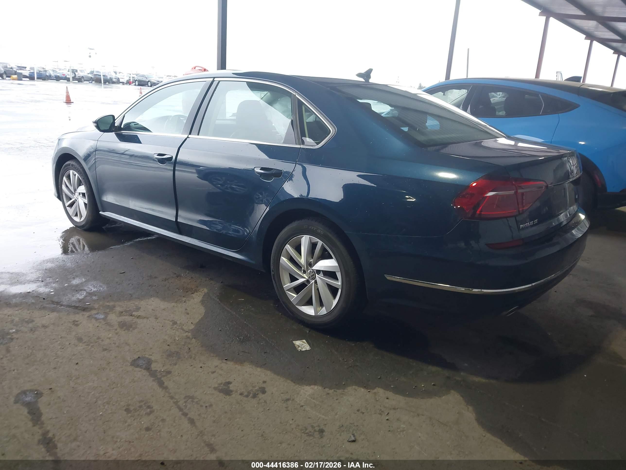 VOLKSWAGEN PASSAT image 3