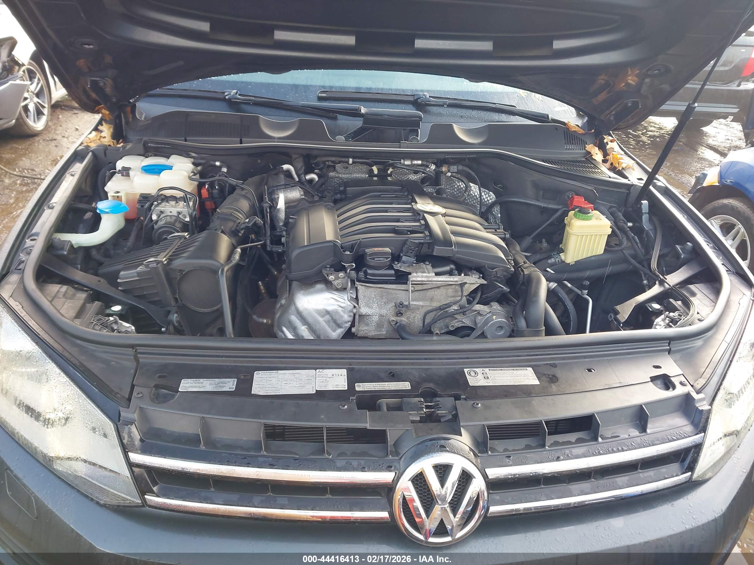 VOLKSWAGEN TOUAREG image 10