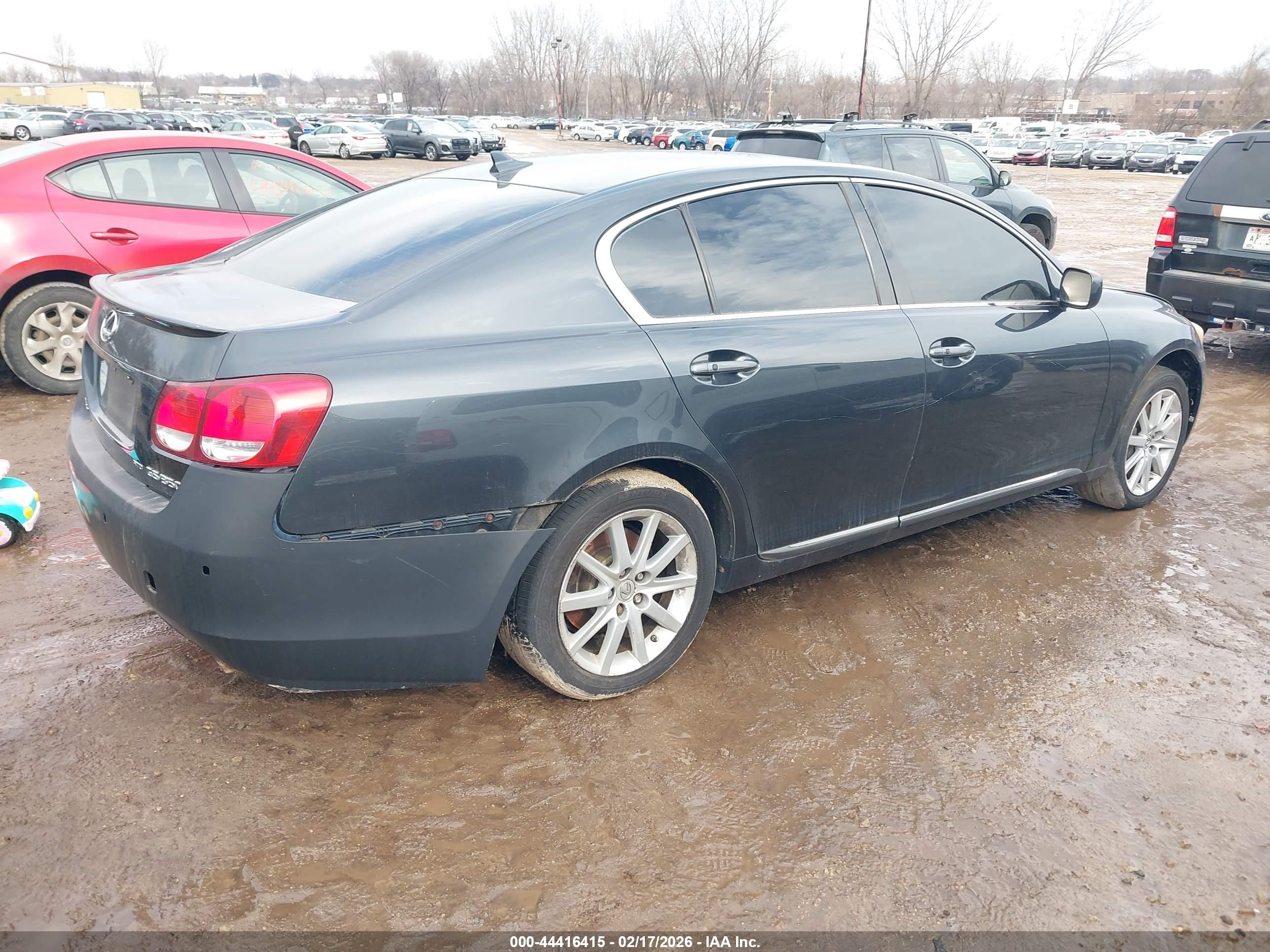 LEXUS GS image 4