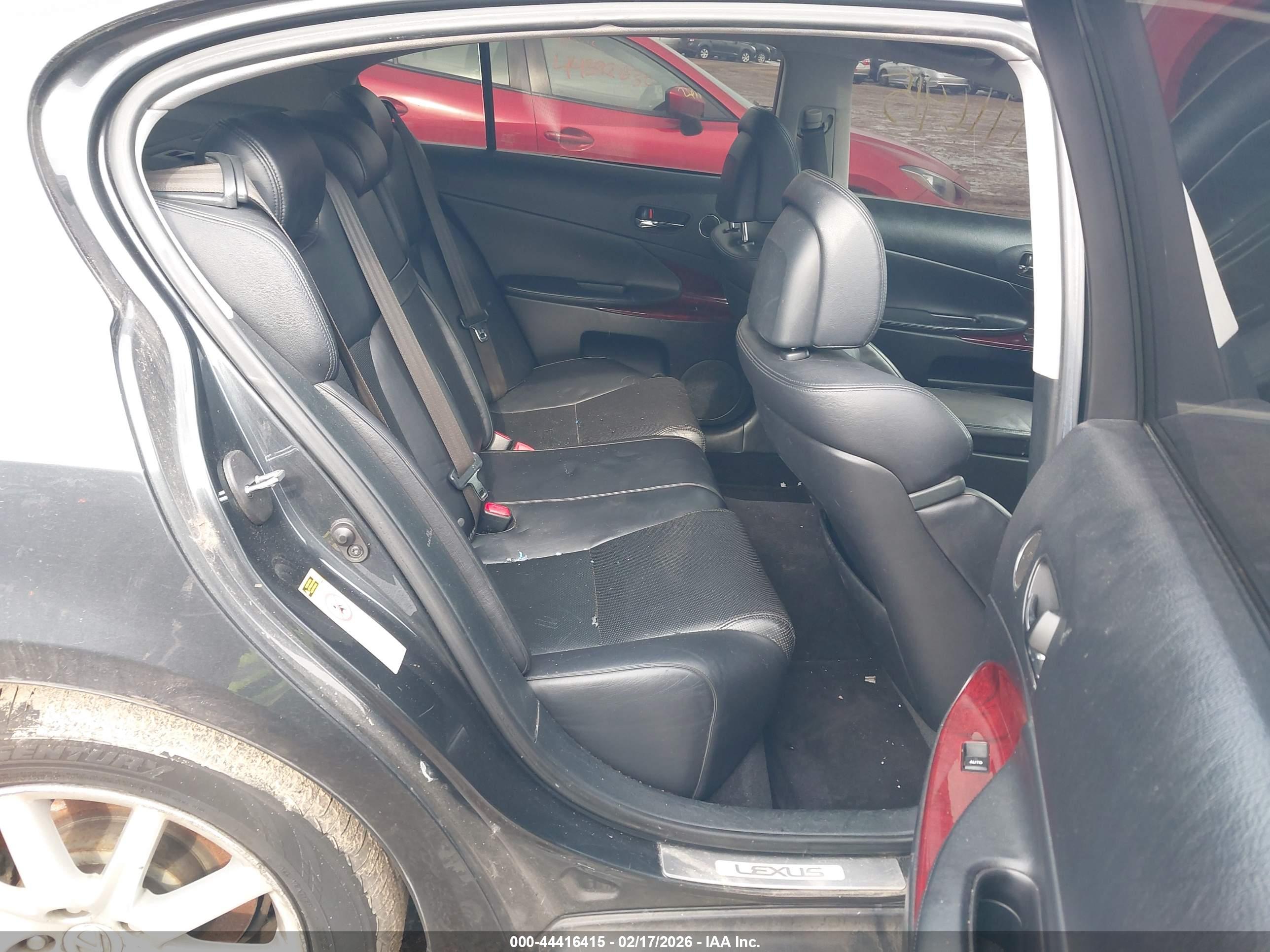 LEXUS GS image 8