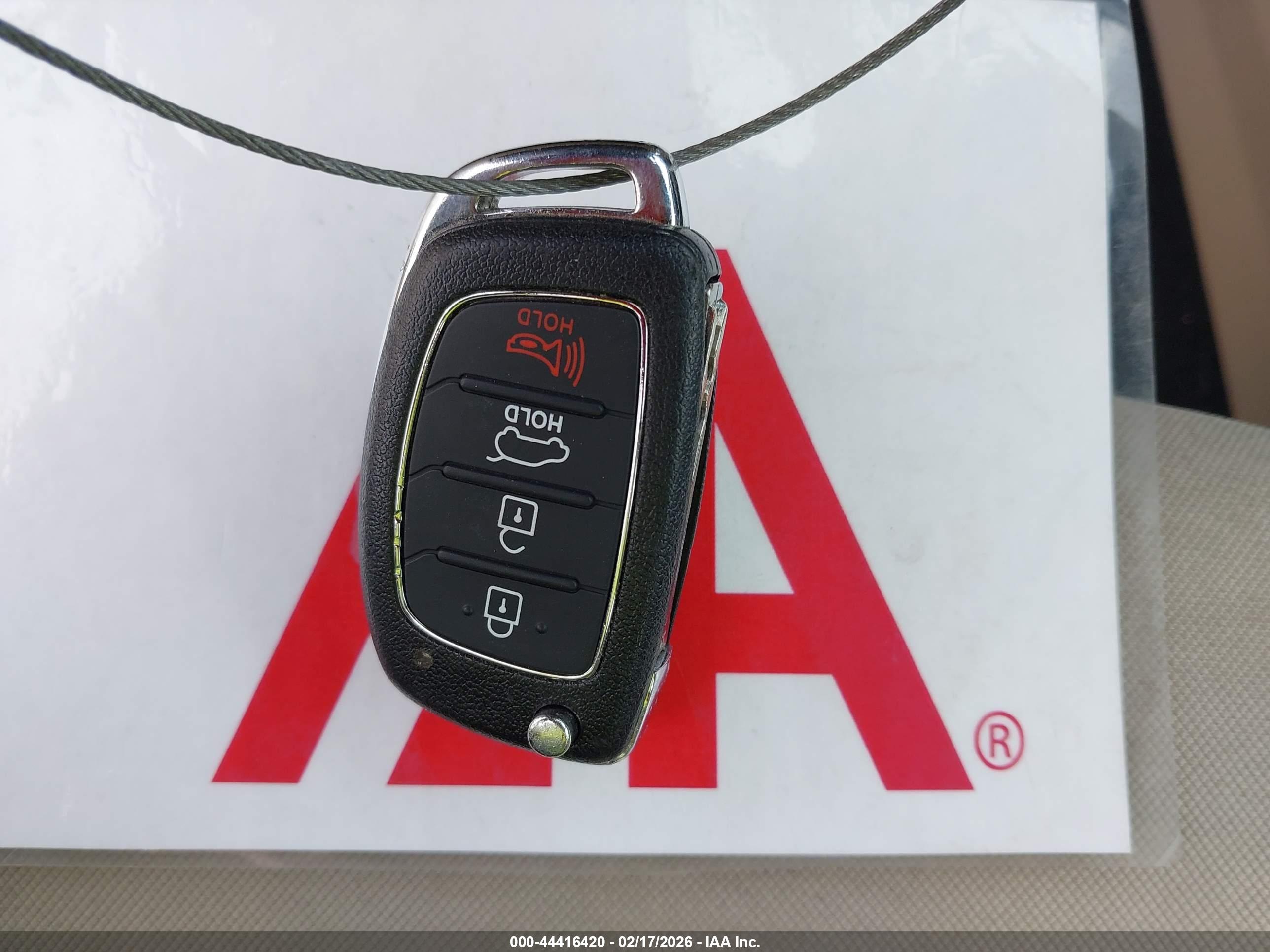 HYUNDAI SONATA image 11