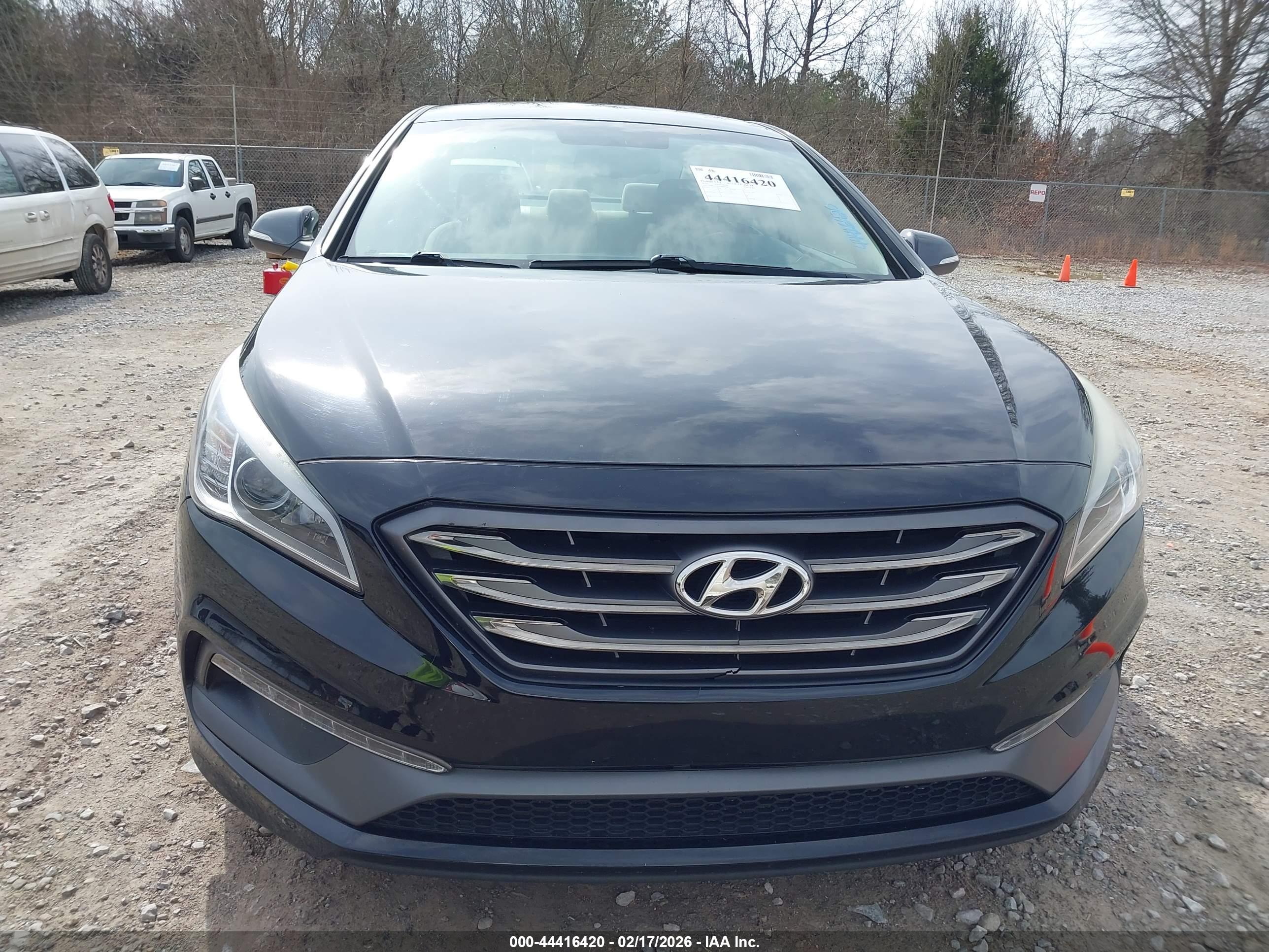 HYUNDAI SONATA image 6