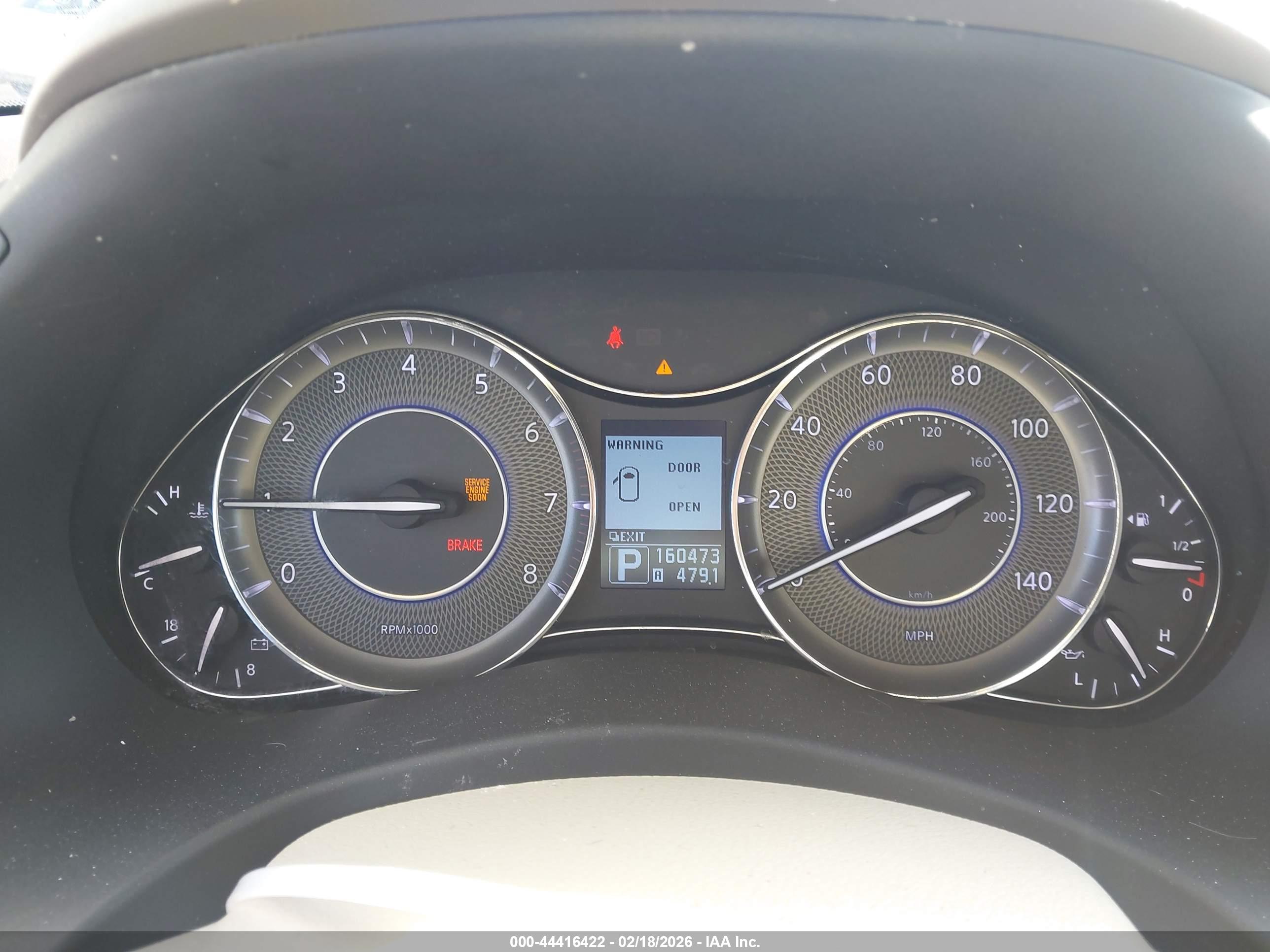 INFINITI QX56 image 7