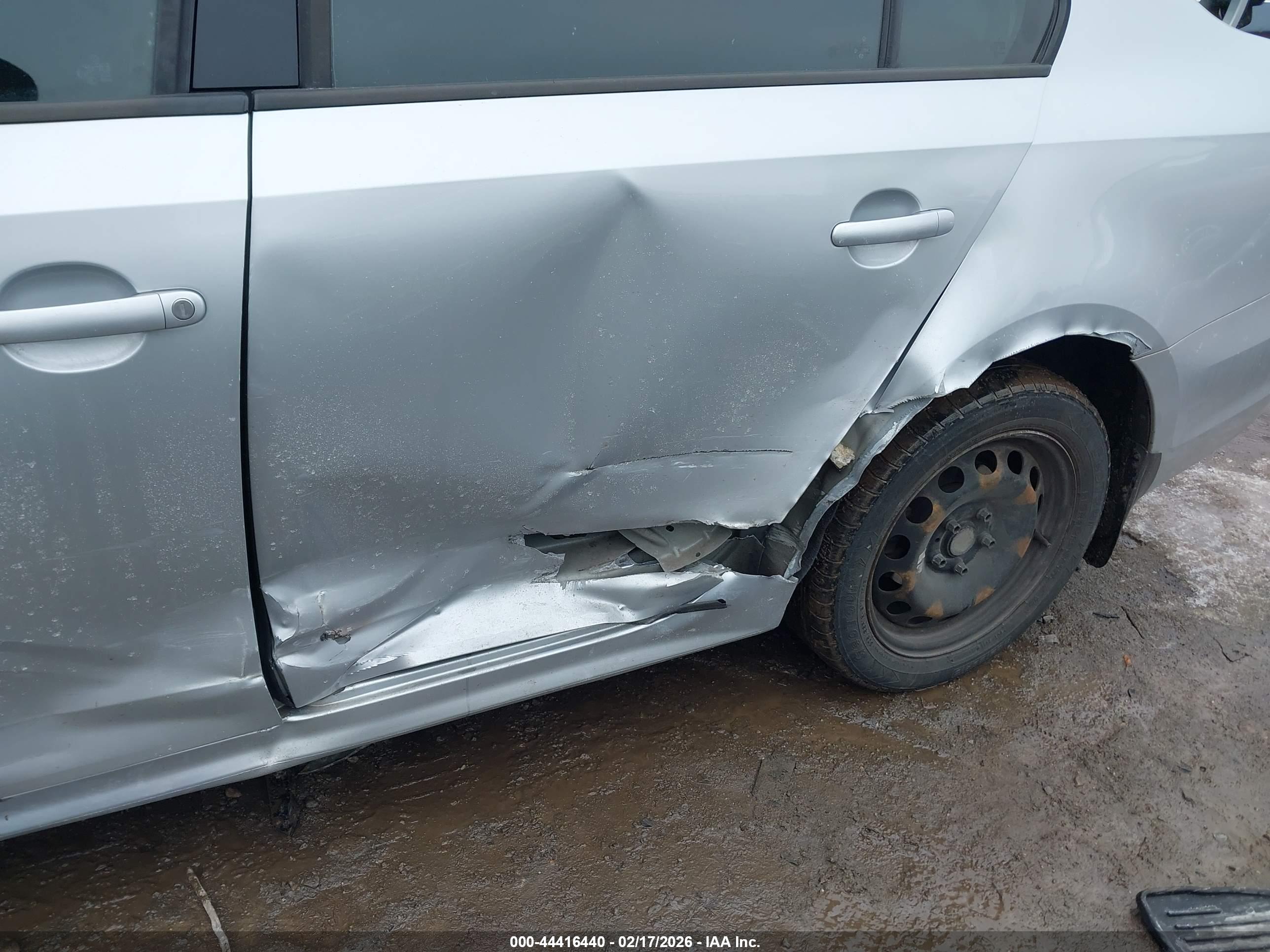 VOLKSWAGEN JETTA image 6